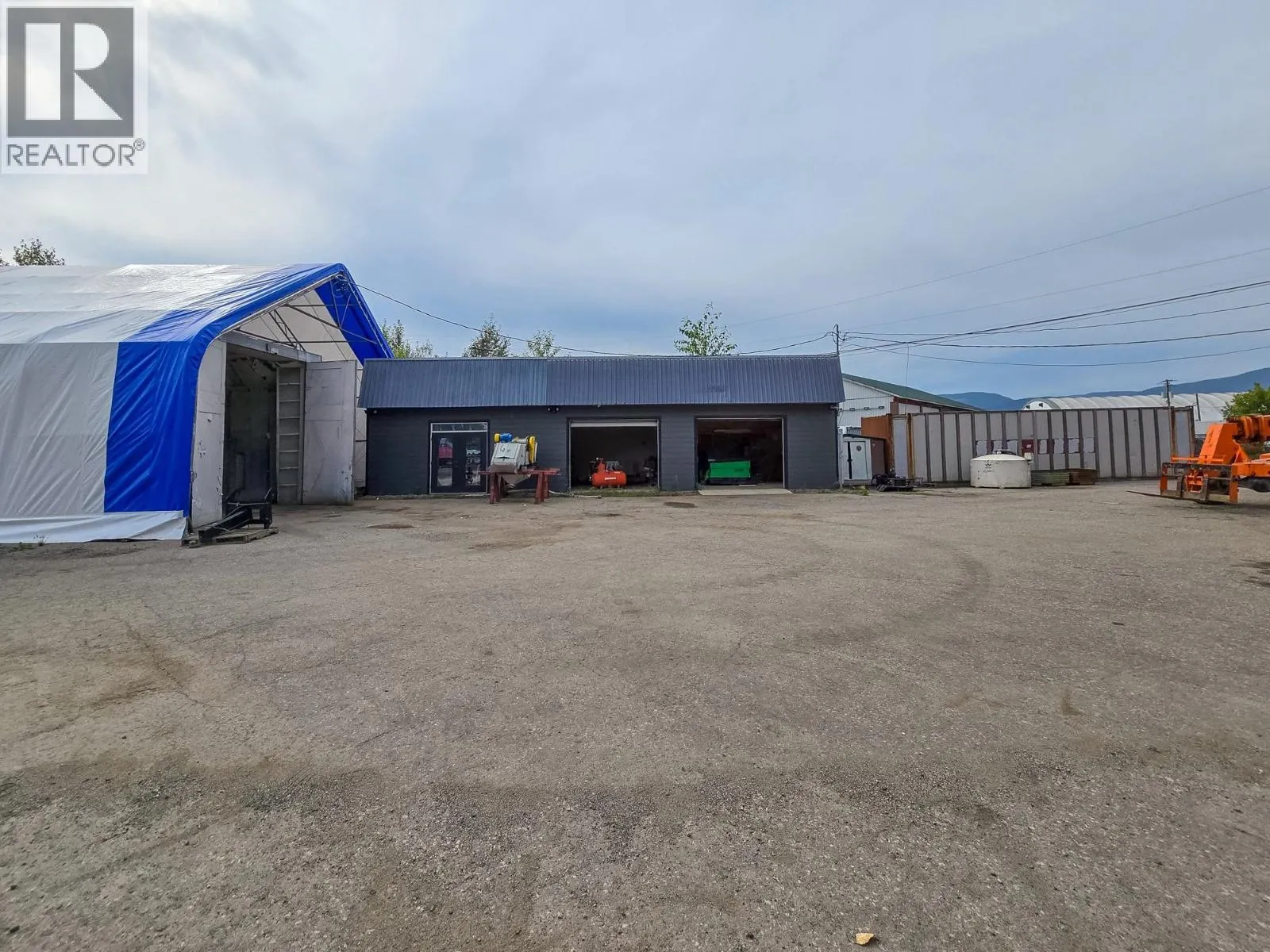 1660 Shuswap Avenue
