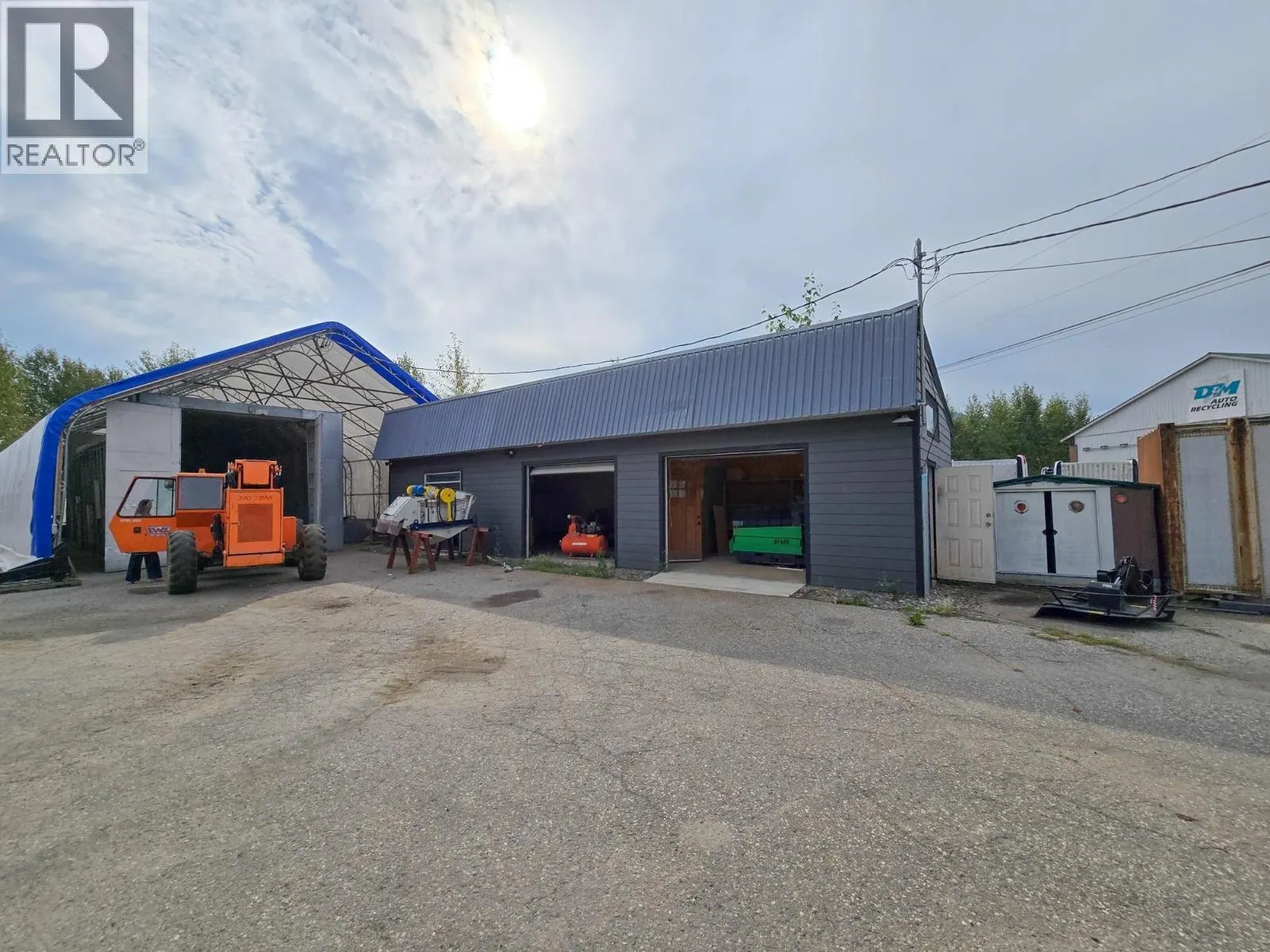 1660 Shuswap Avenue