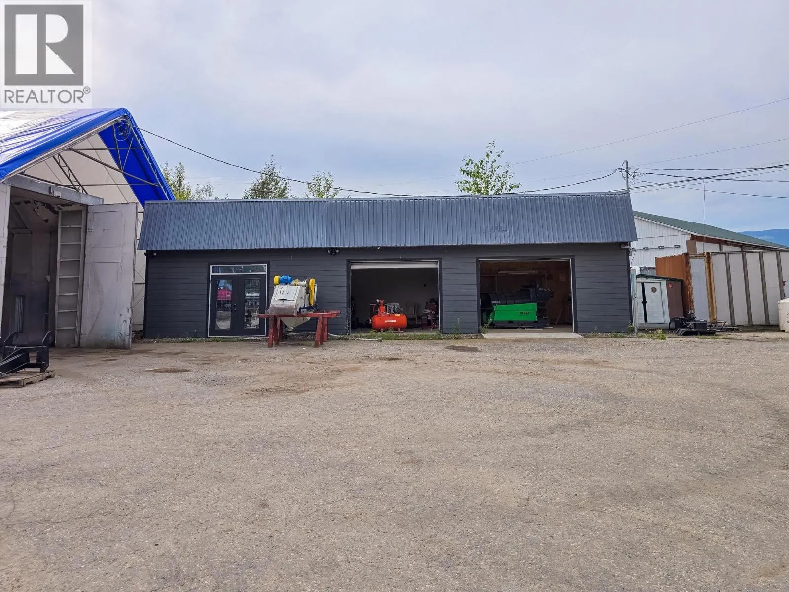 1660 Shuswap Avenue