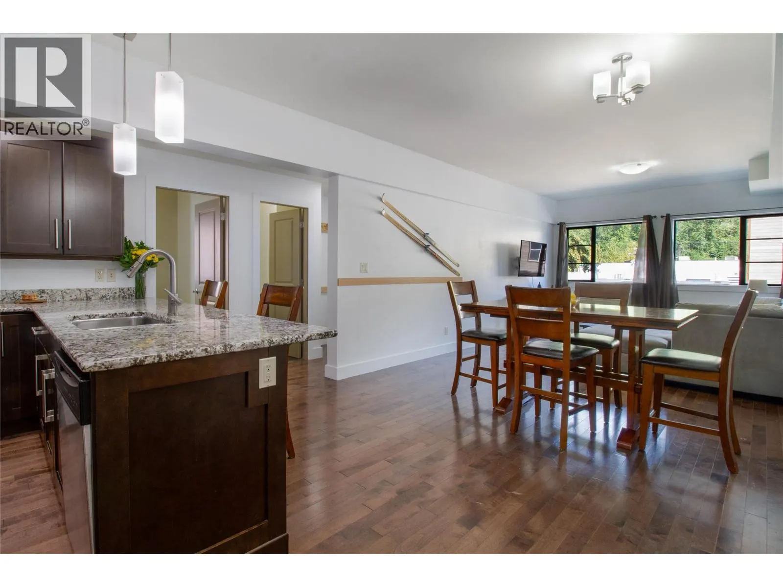 309 First Street W Unit# 207 Lot# SL 7