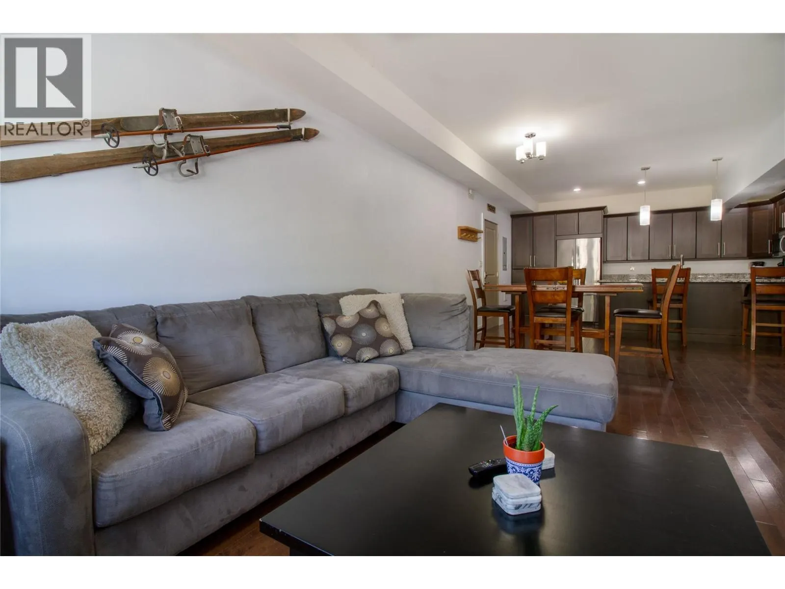 309 First Street W Unit# 207 Lot# SL 7
