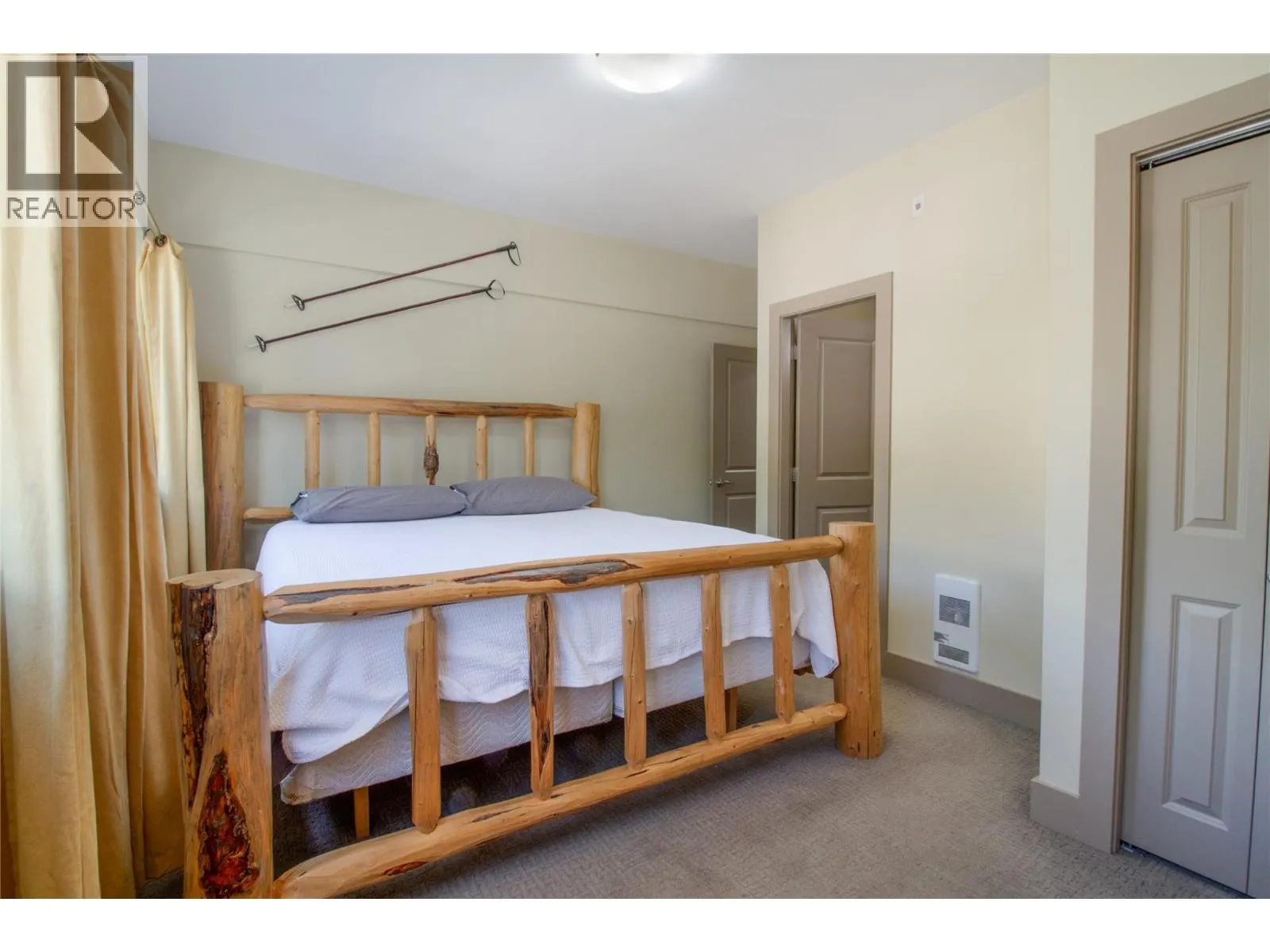309 First Street W Unit# 207 Lot# SL 7