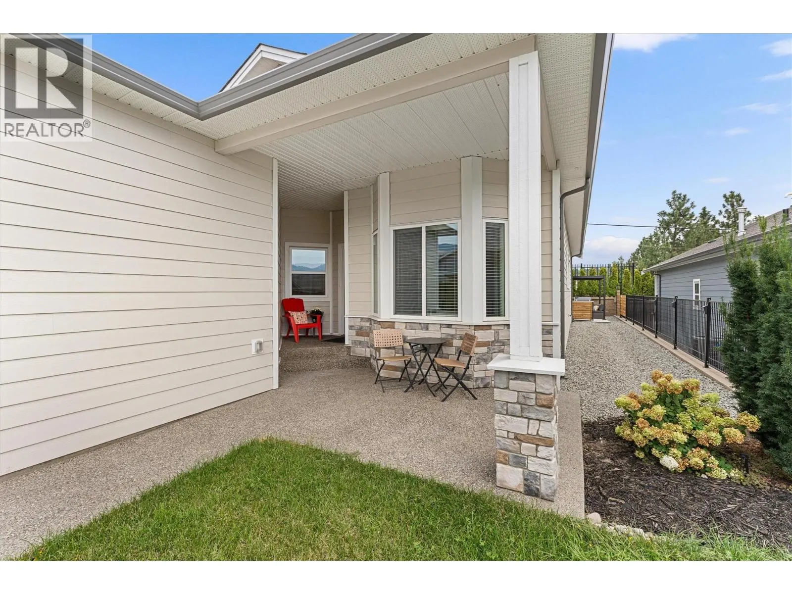 3405 Ironwood Drive