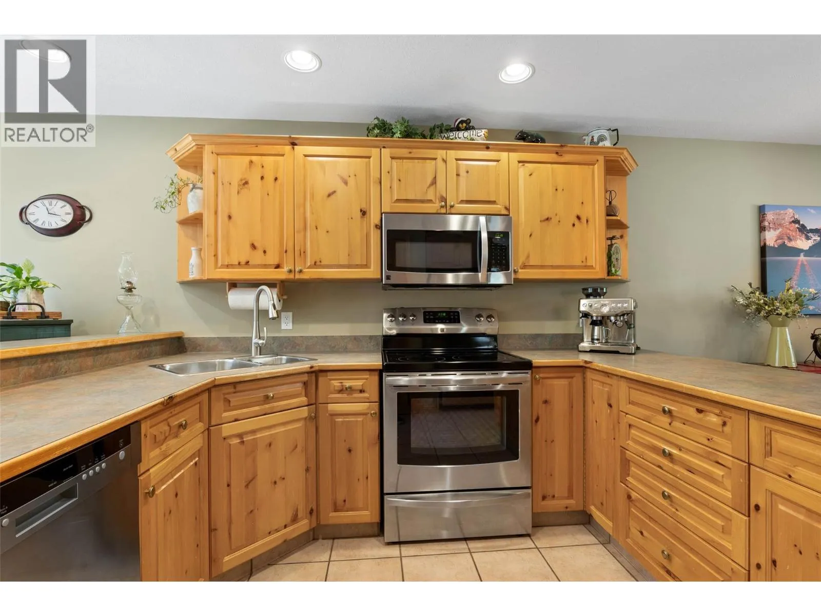 3320 Village Place Unit# 41