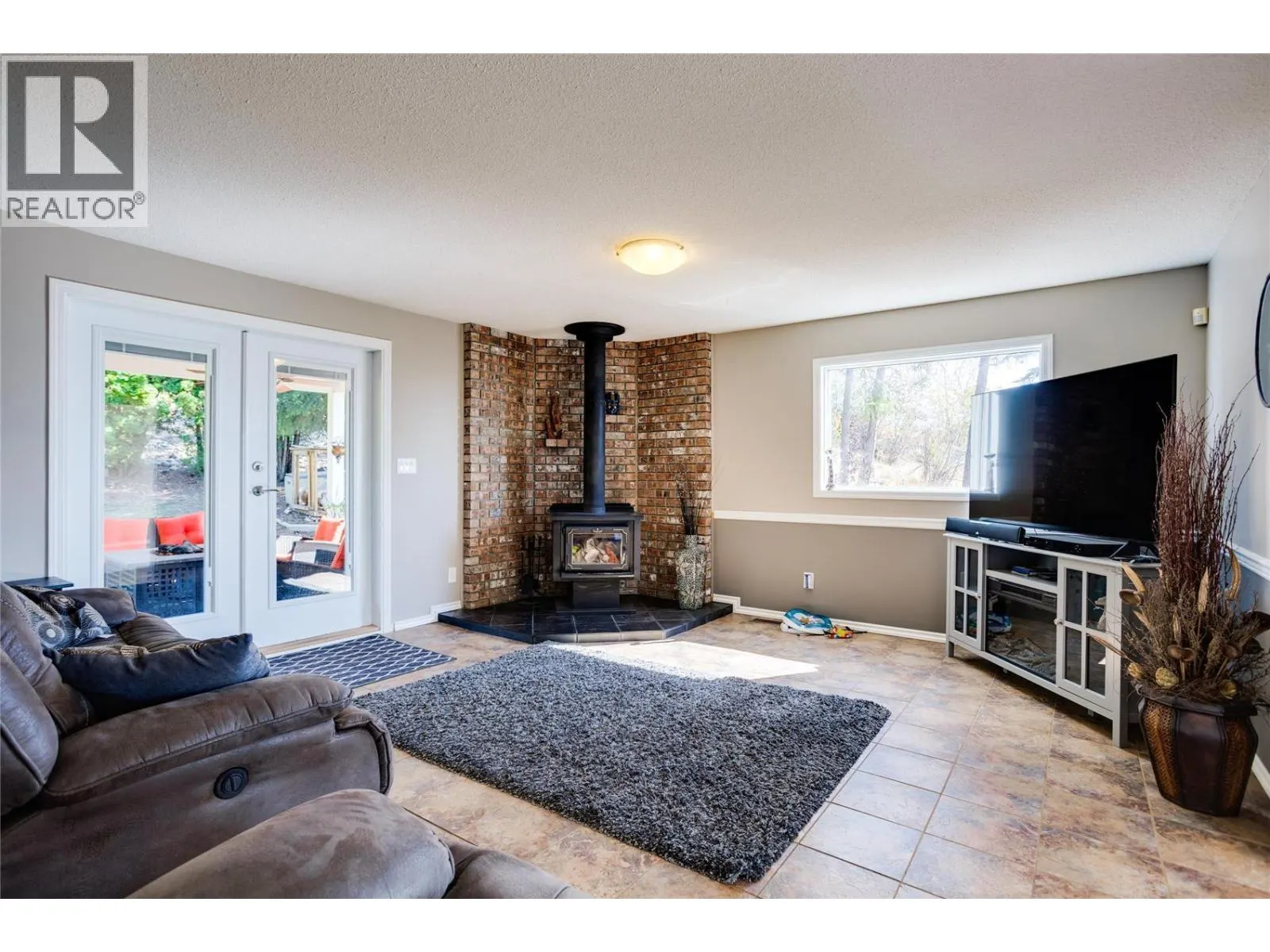 1175 Toovey Road