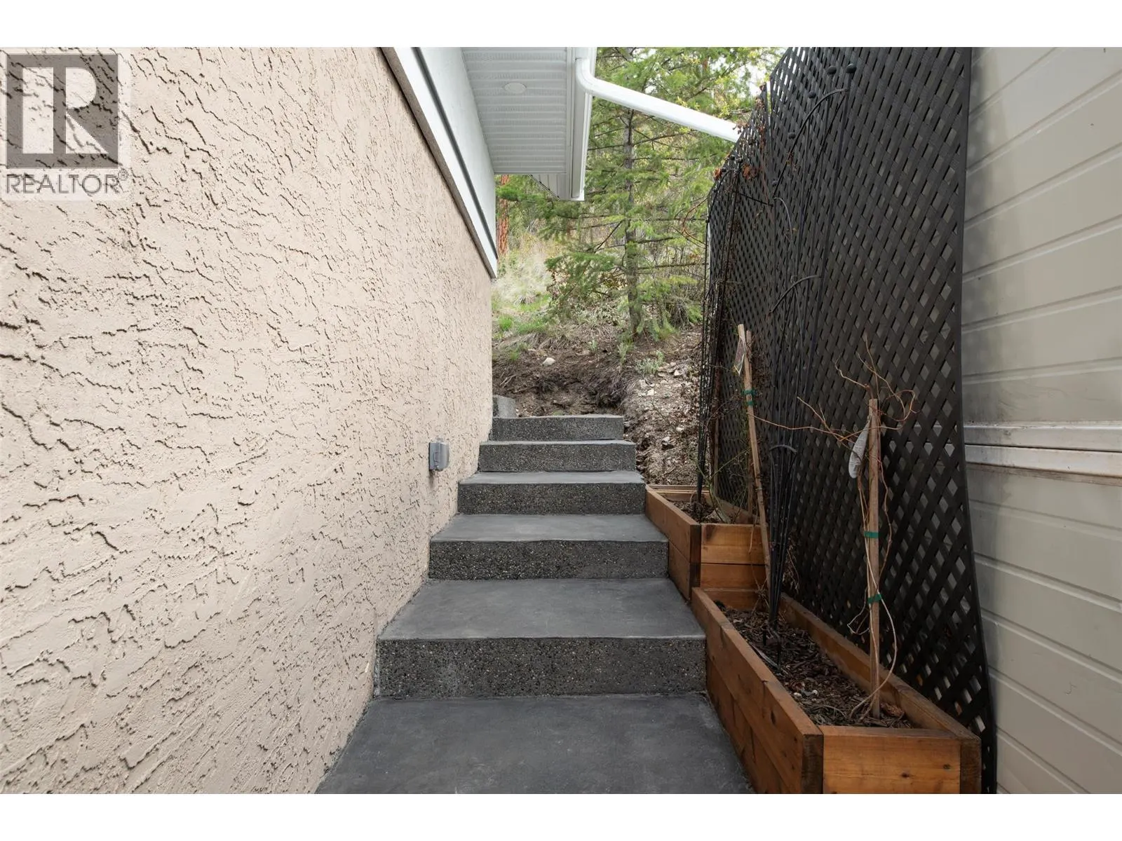 1175 Toovey Road
