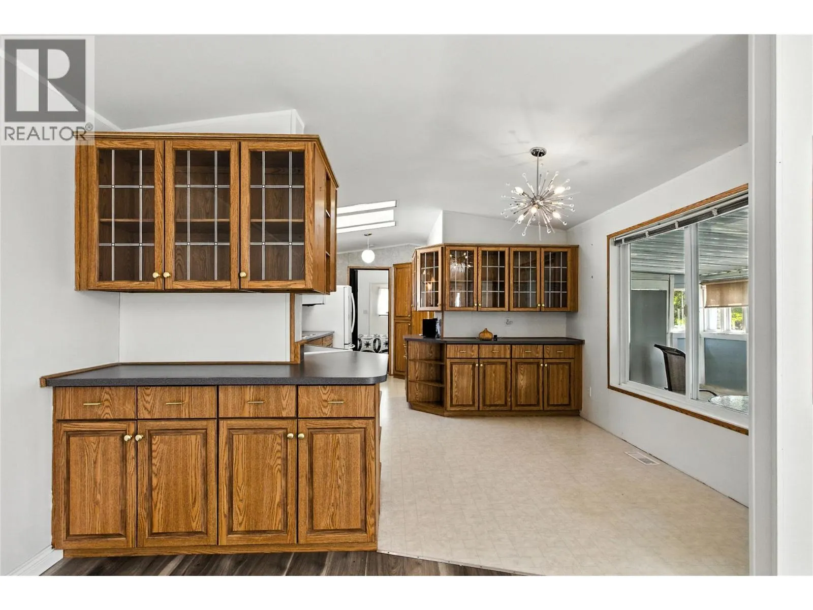 310 AMETHYST Court