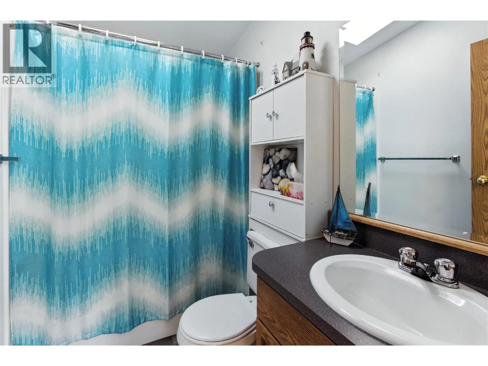 310 AMETHYST Court