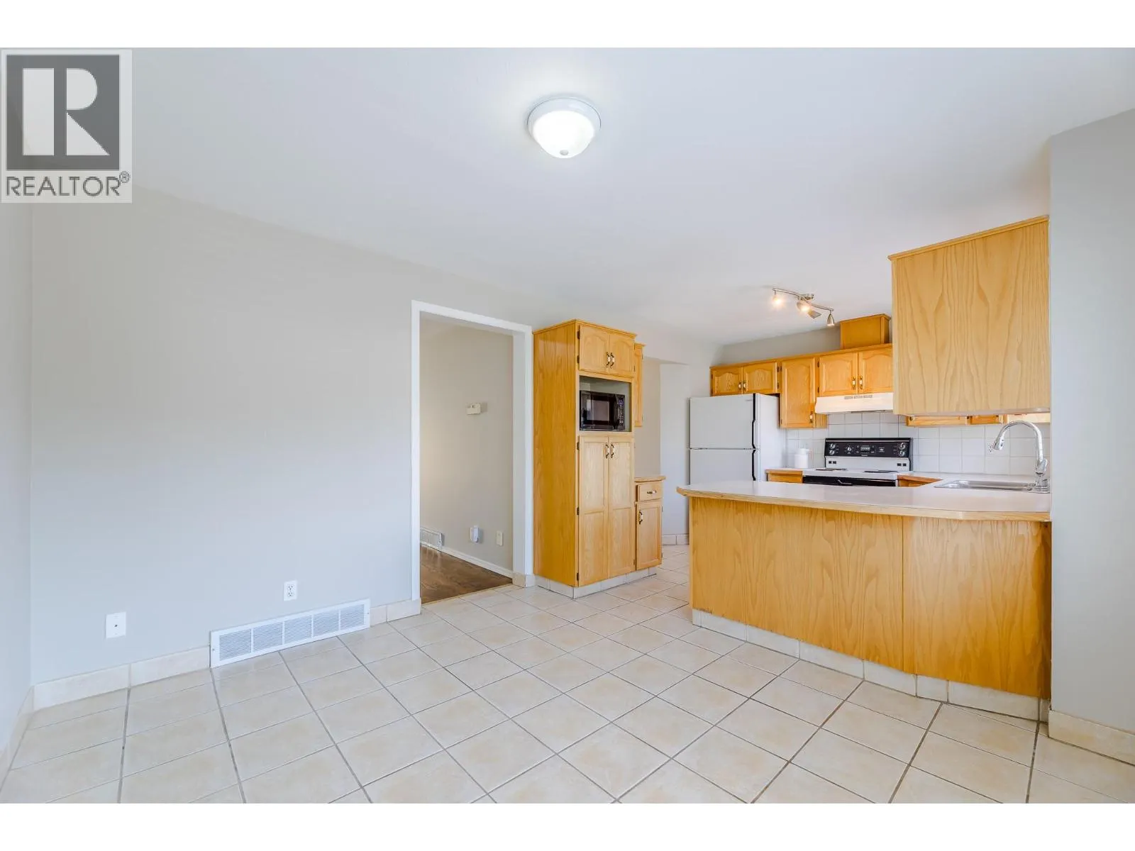 3153 Paris Street Unit# 160