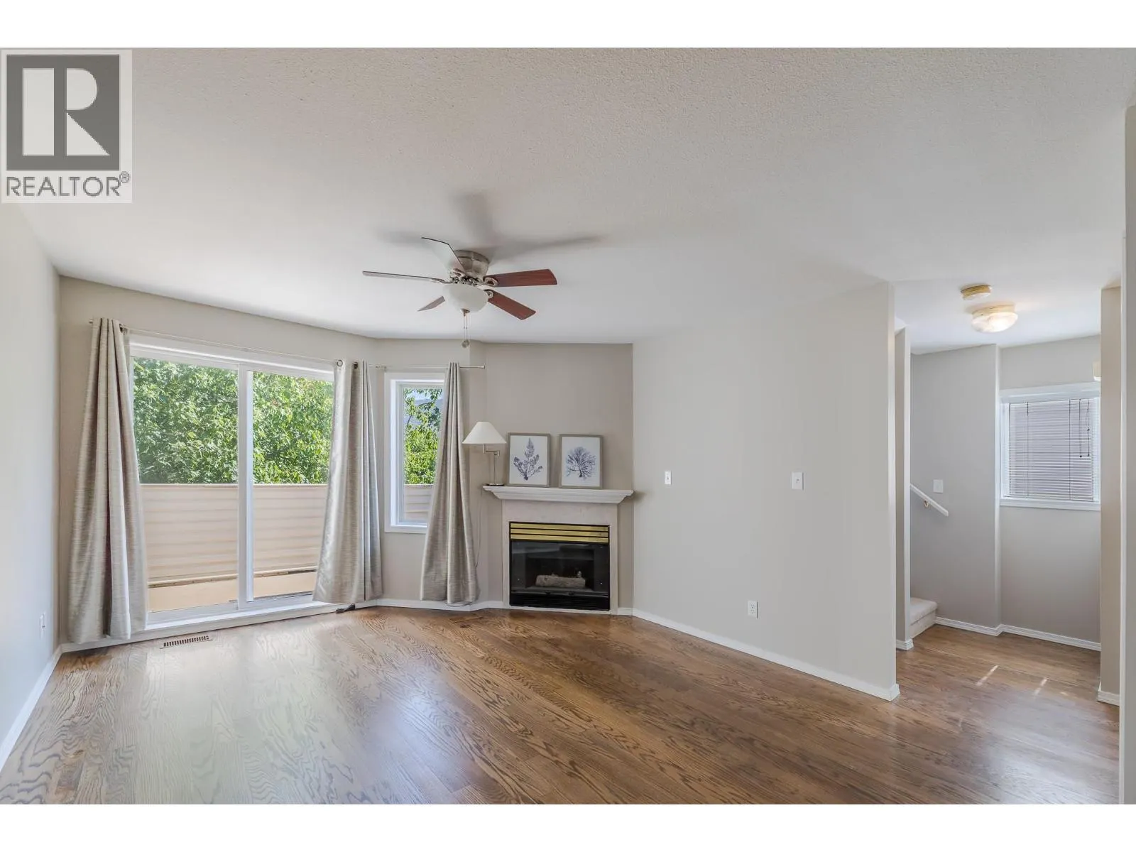 3153 Paris Street Unit# 160