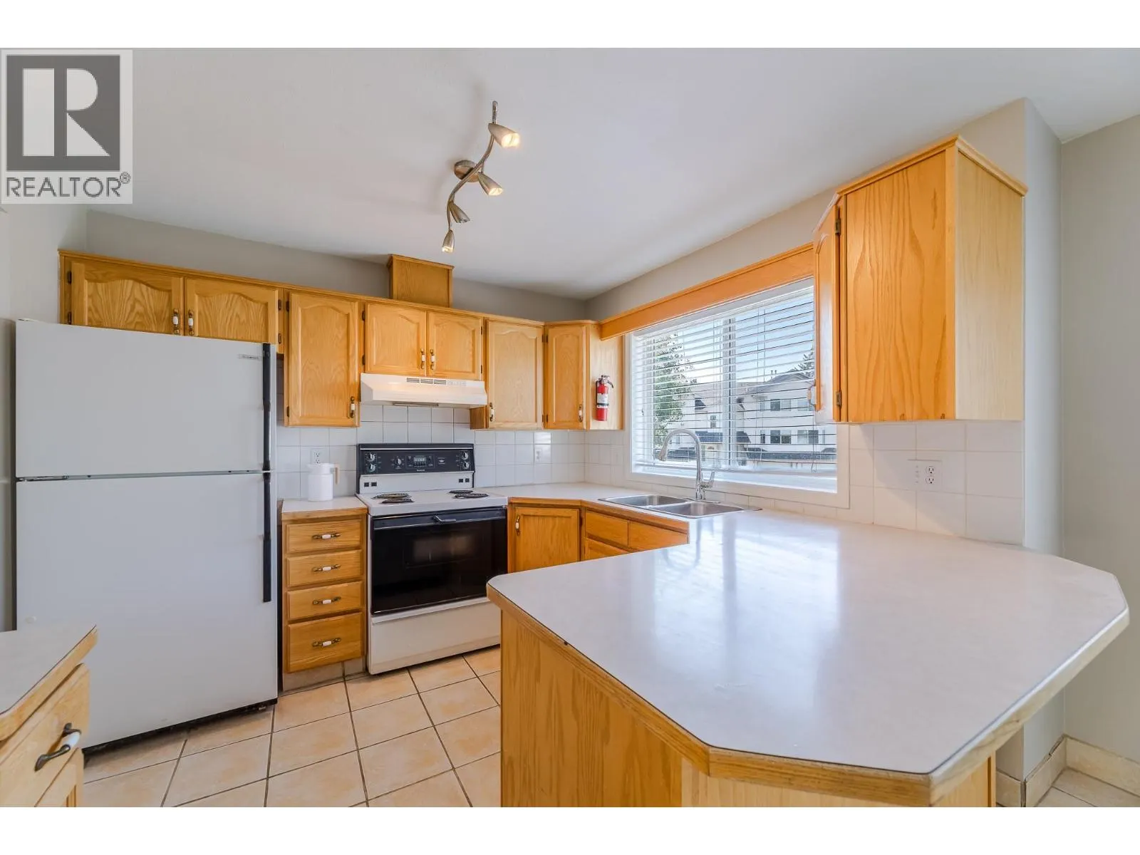 3153 Paris Street Unit# 160