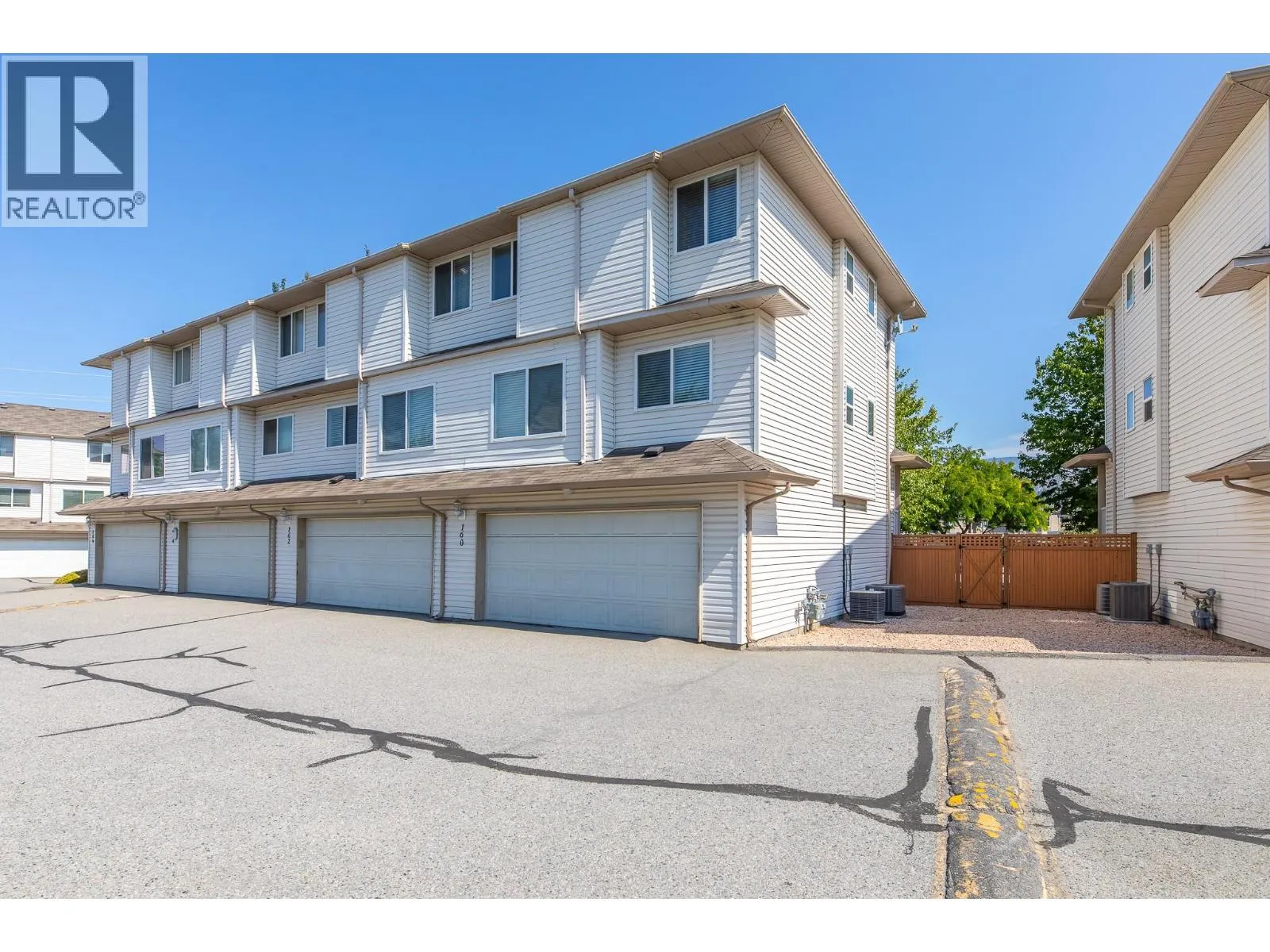3153 Paris Street Unit# 160