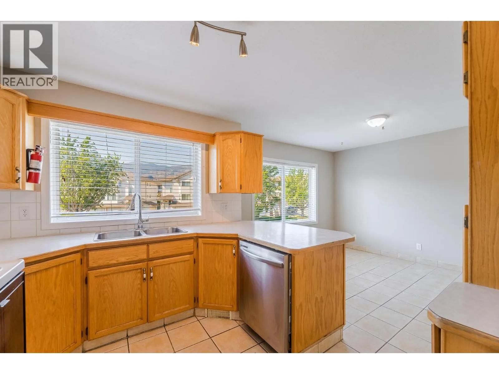 3153 Paris Street Unit# 160