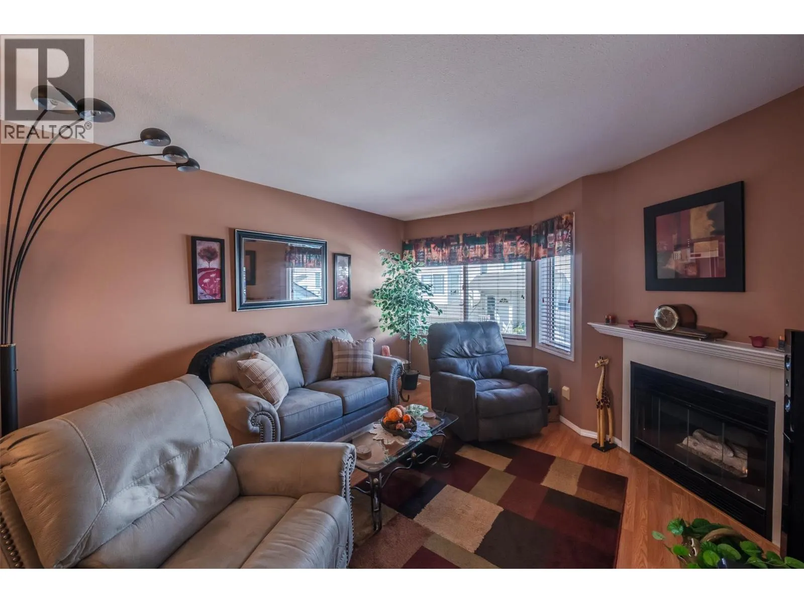 3153 Paris Street Unit# 128