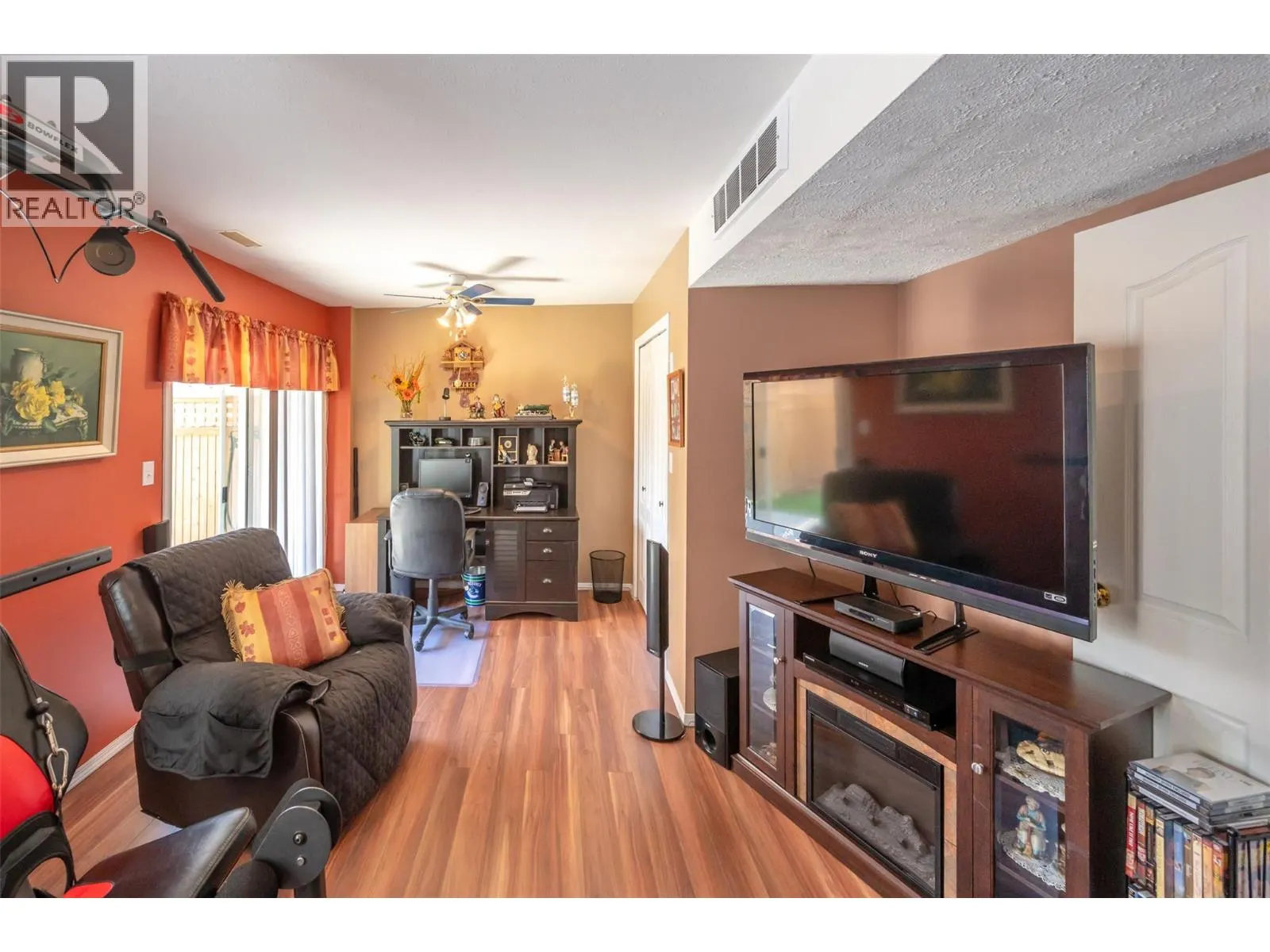3153 Paris Street Unit# 128