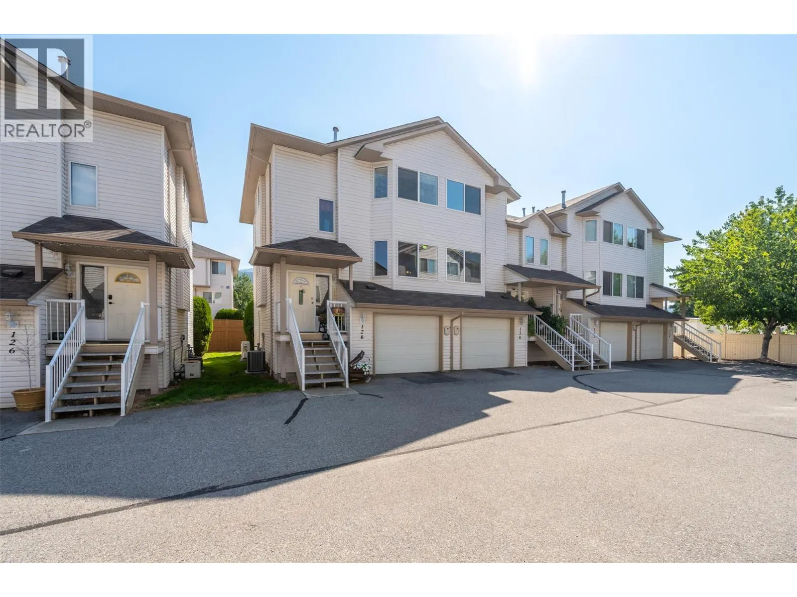 3153 Paris Street Unit# 128