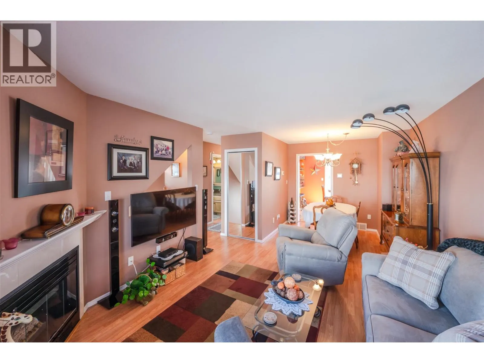 3153 Paris Street Unit# 128