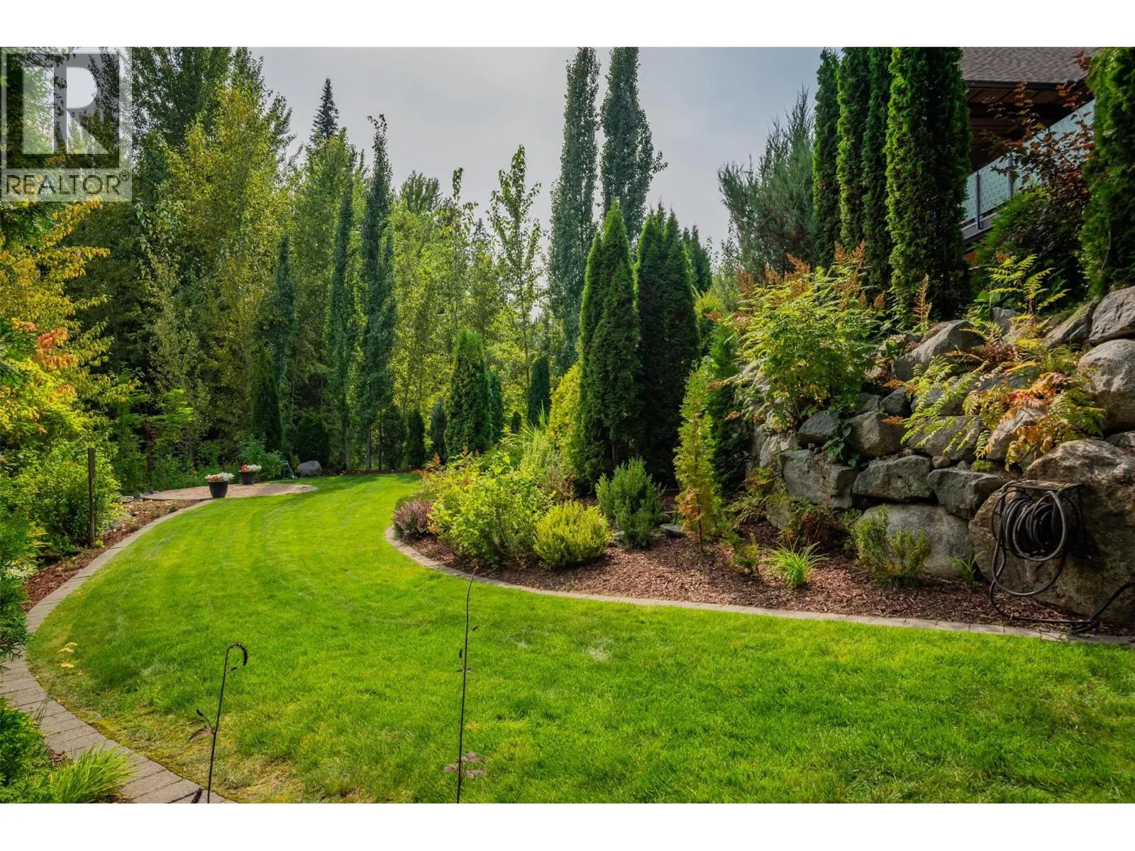 807 White Tail Drive