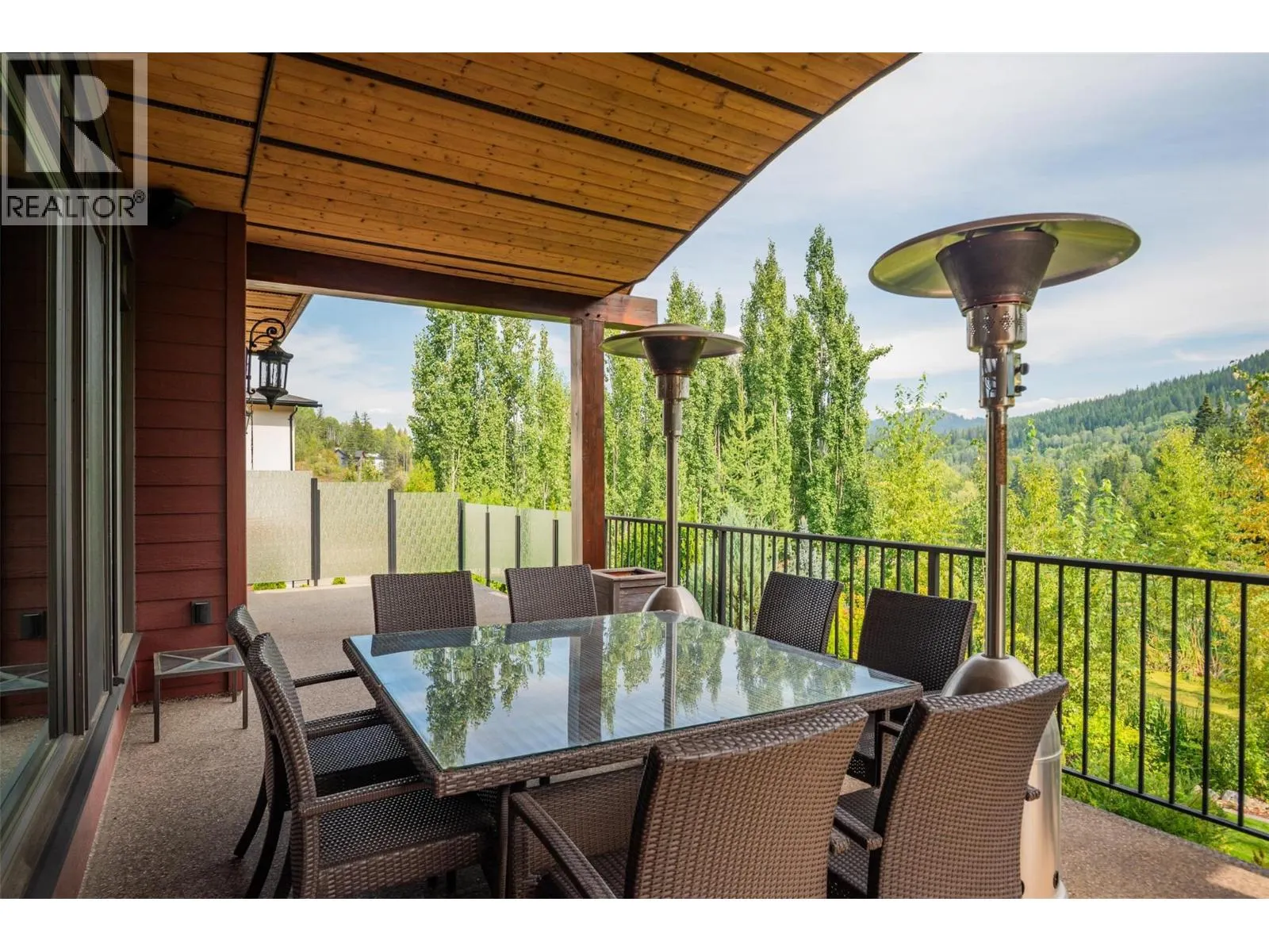 807 White Tail Drive