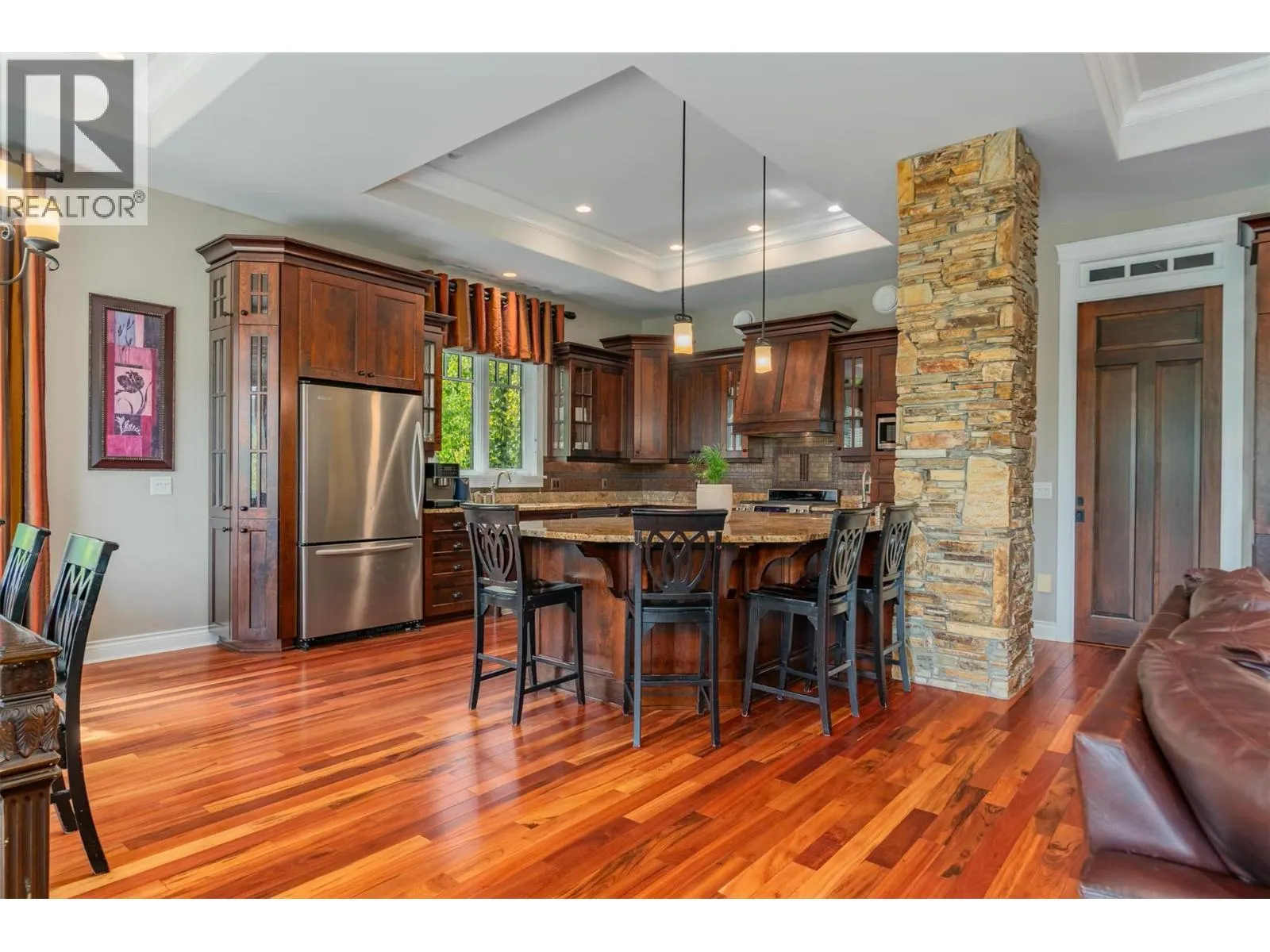 807 White Tail Drive