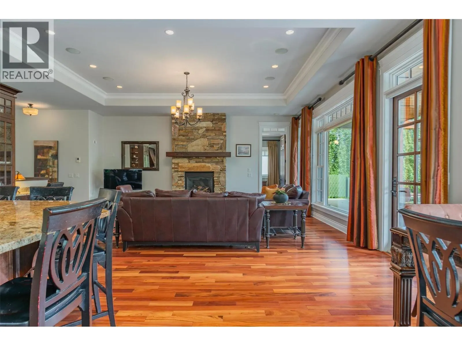 807 White Tail Drive