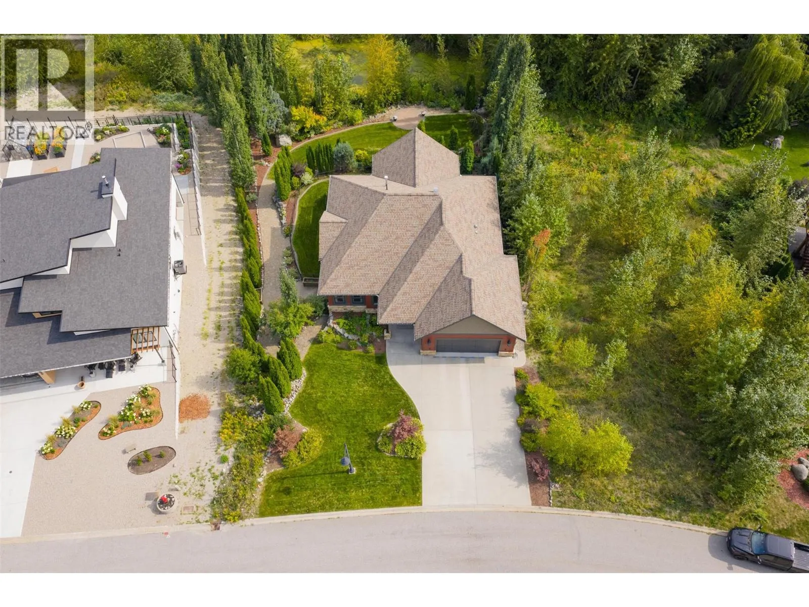 807 White Tail Drive
