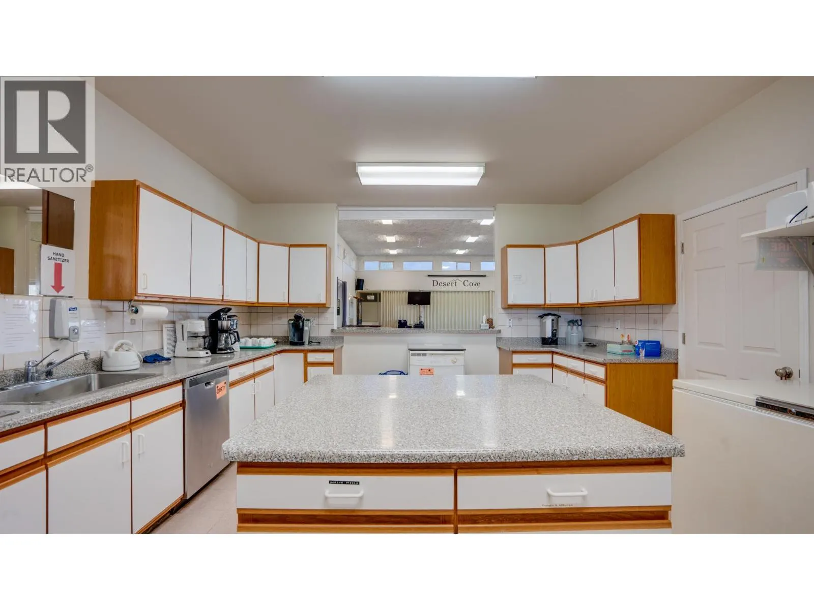 653 6th Street