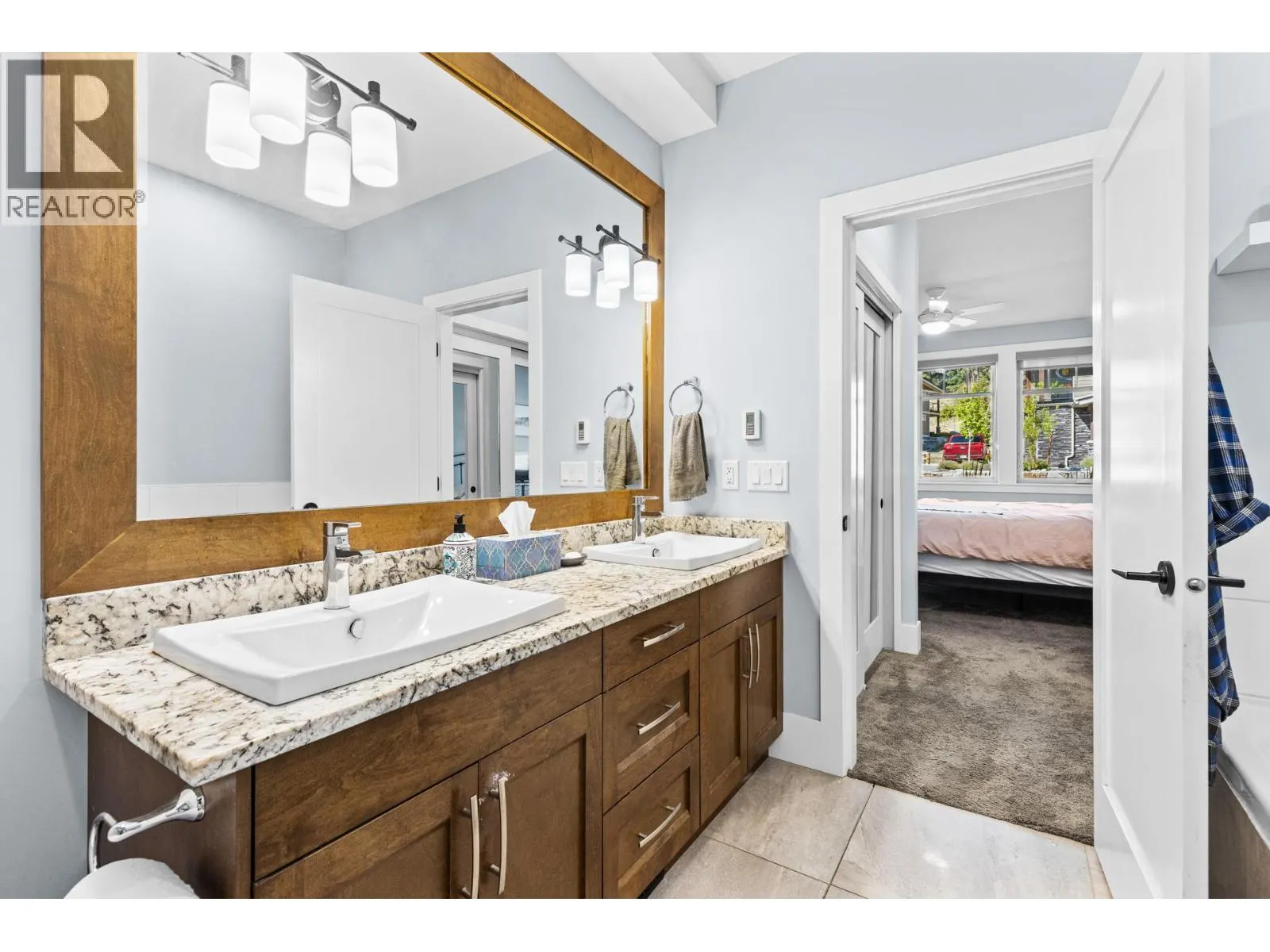 4000 Redstone Crescent Unit# 209
