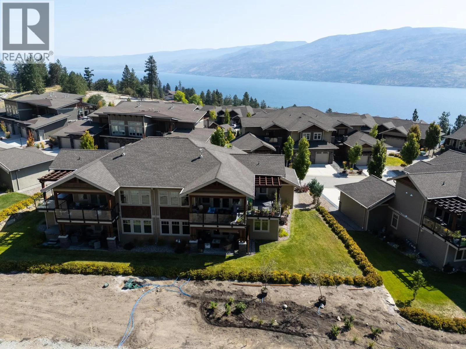4000 Redstone Crescent Unit# 209