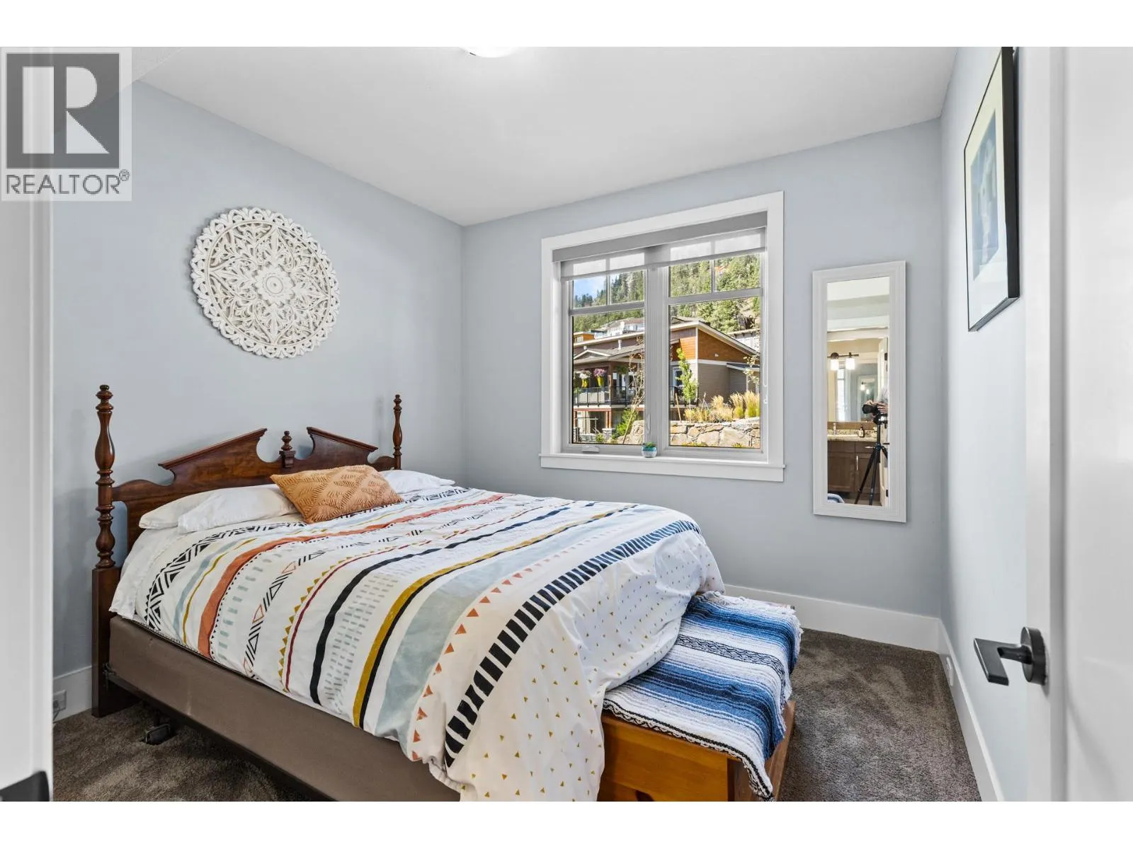 4000 Redstone Crescent Unit# 209