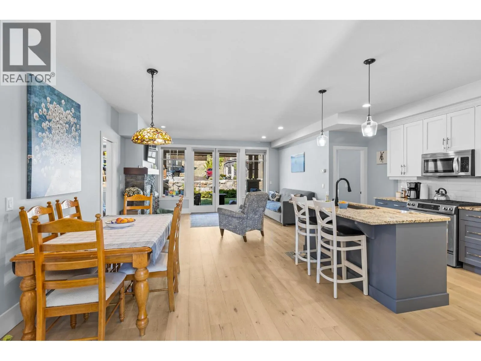 4000 Redstone Crescent Unit# 209