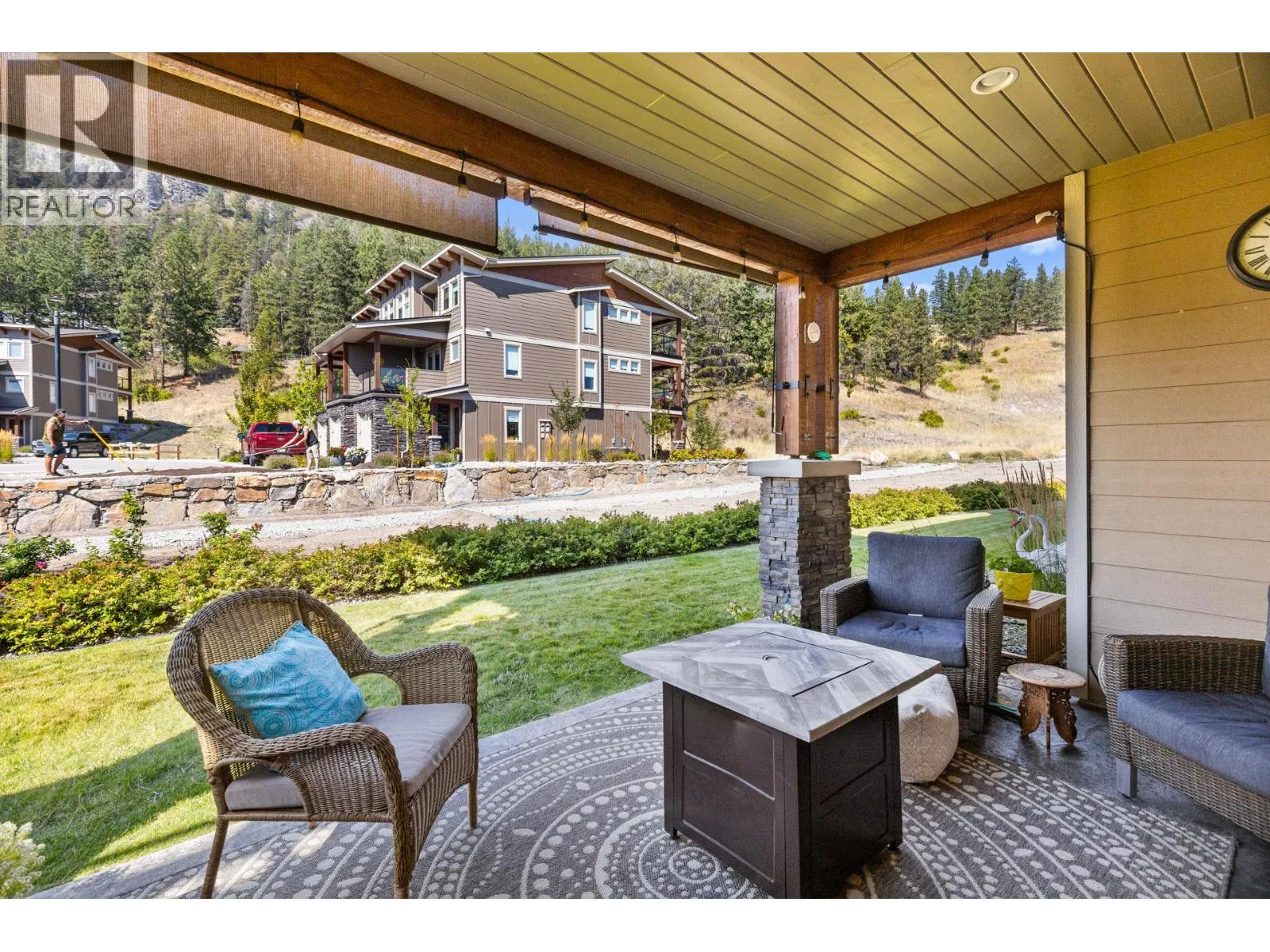4000 Redstone Crescent Unit# 209