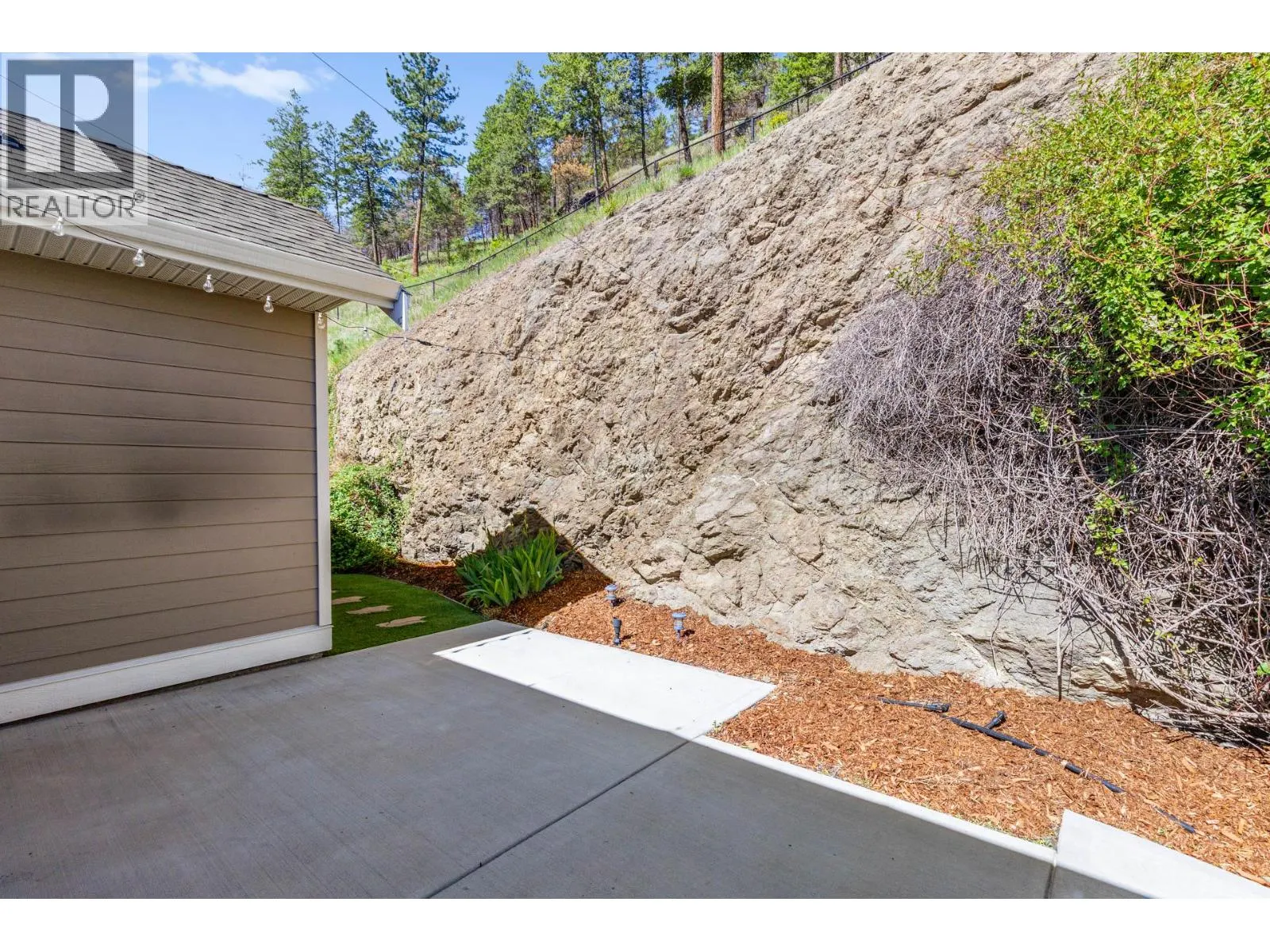 272 Upper Canyon Drive N