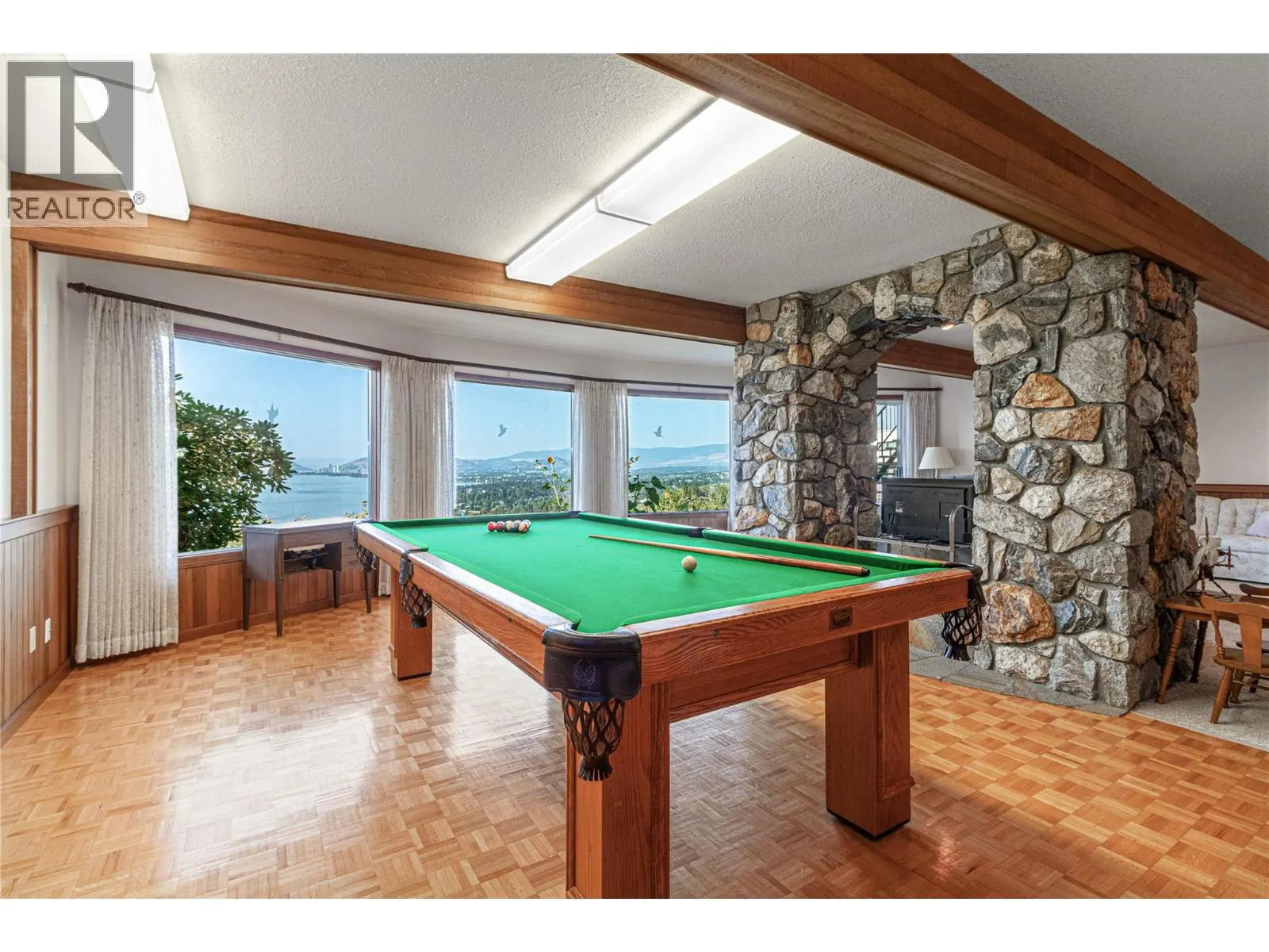 450 Okaview Road