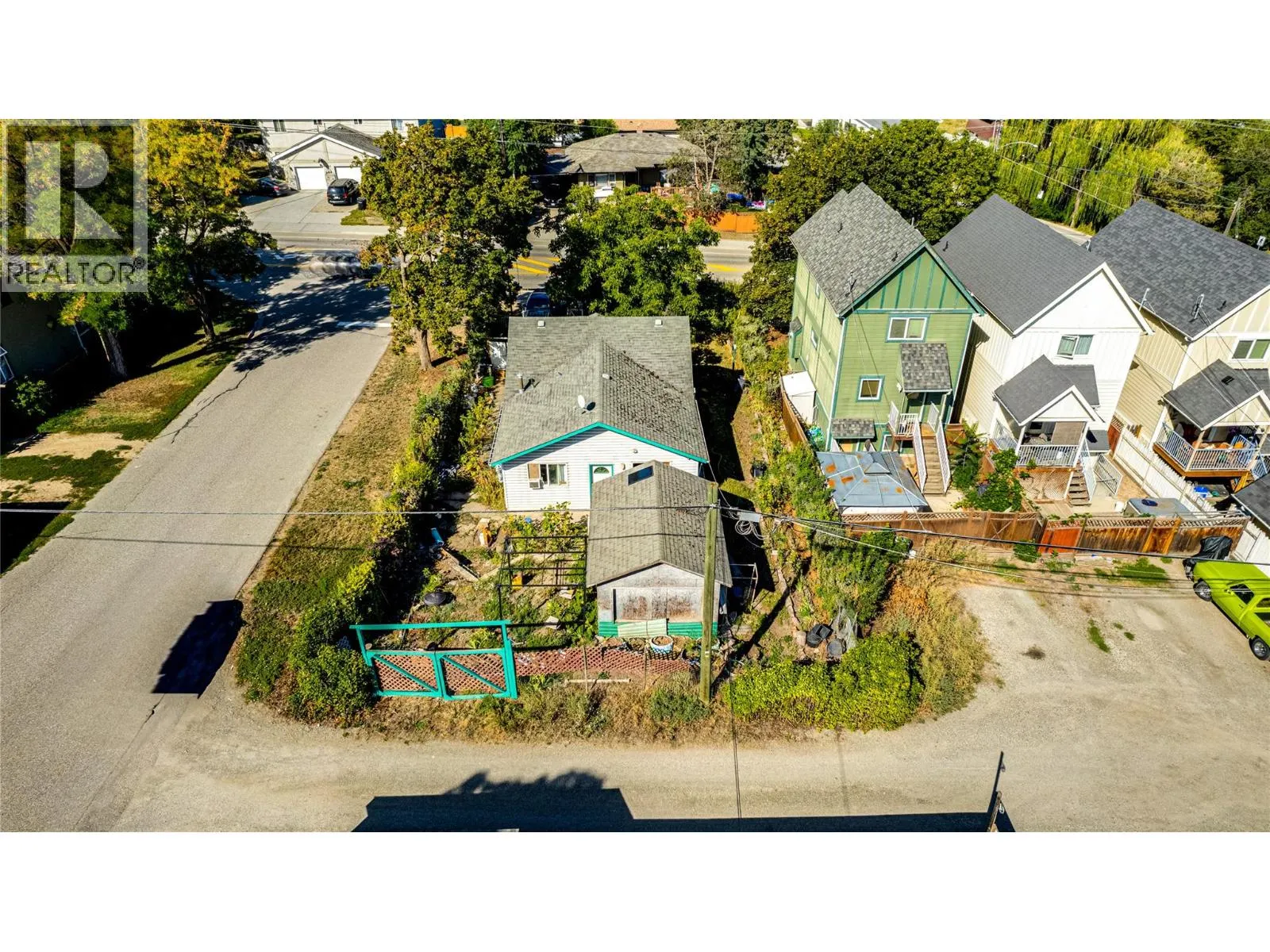2201 34 Street