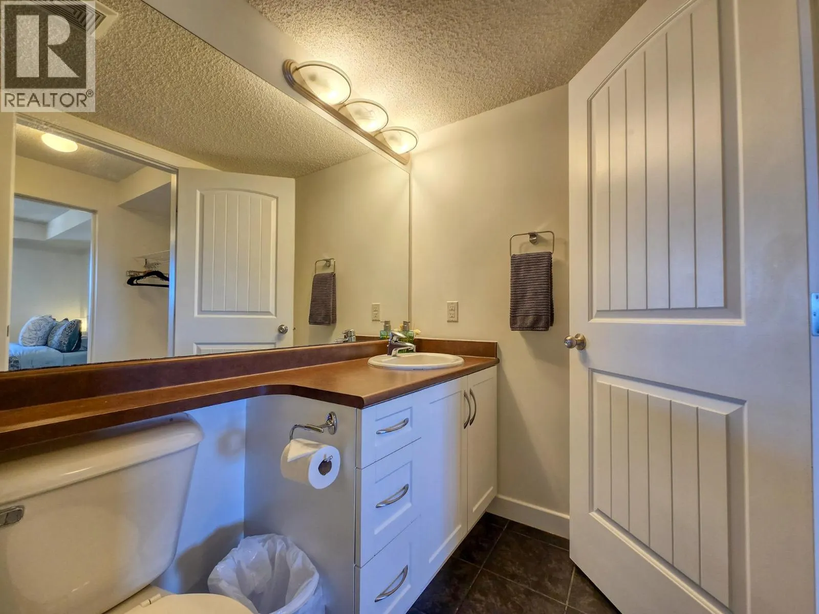 205 Third Avenue Unit# 1306