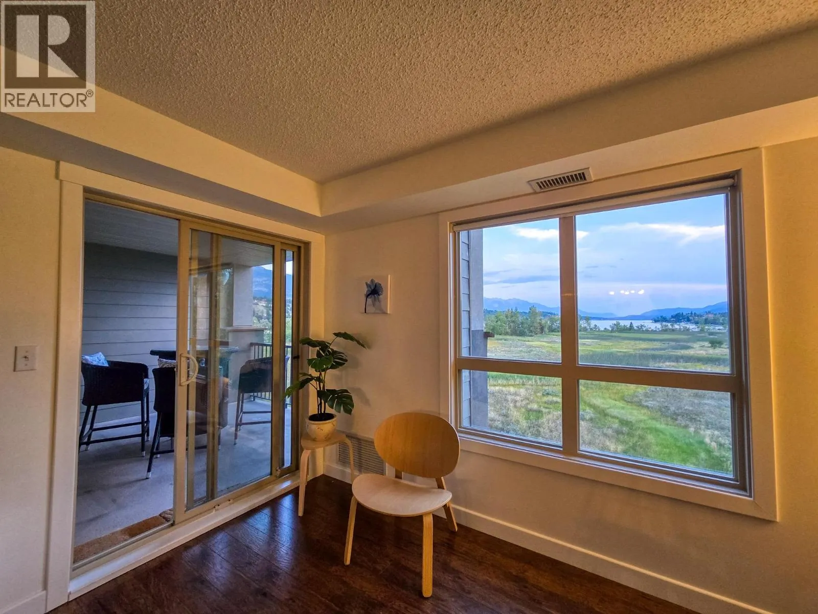 205 Third Avenue Unit# 1306