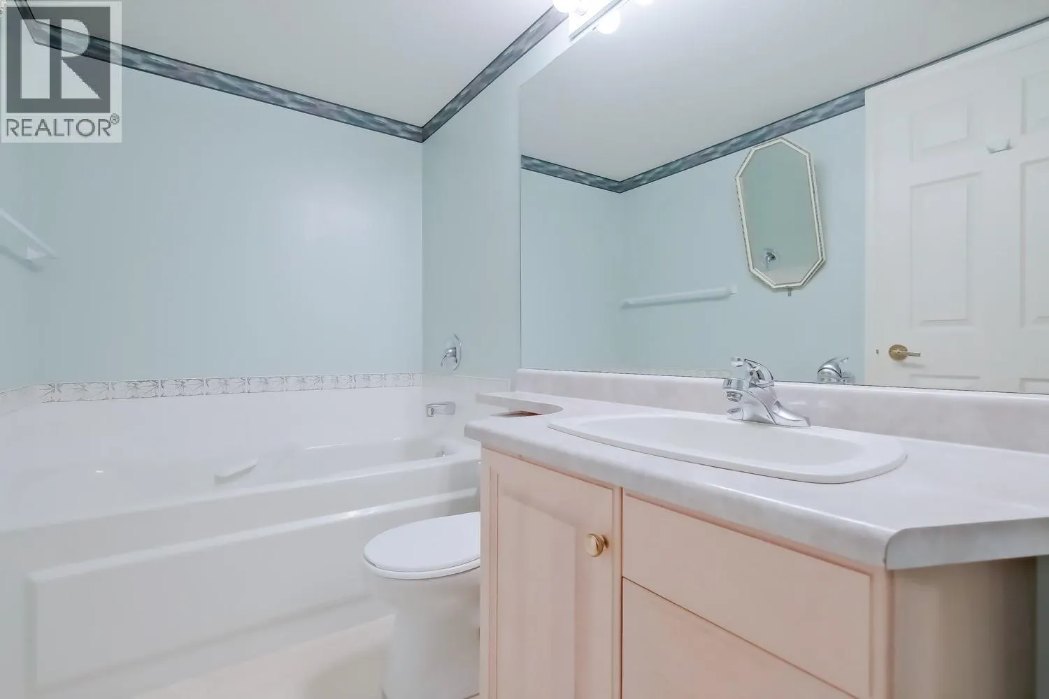 940 Glenwood Avenue Unit# 213 Lot# 109