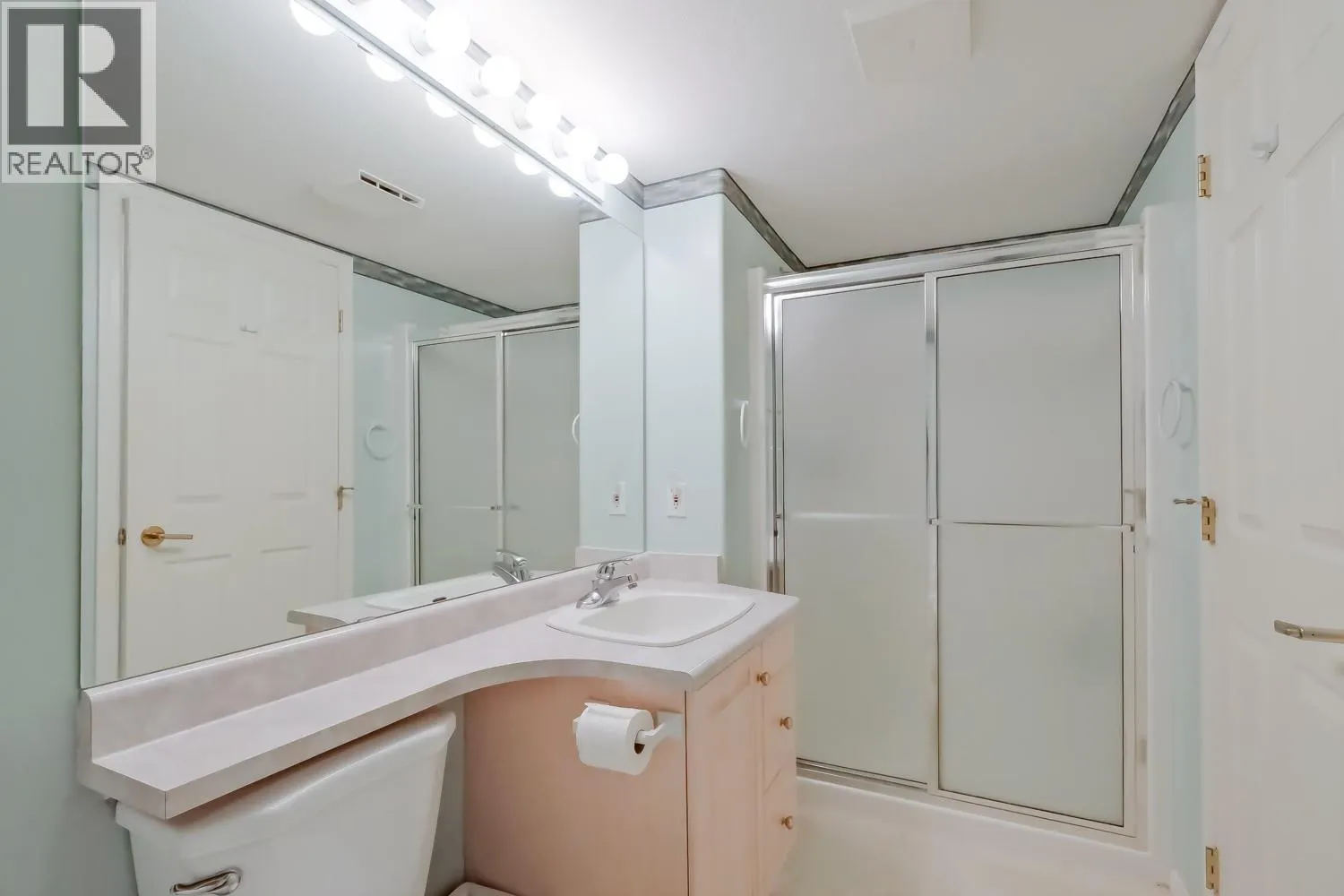940 Glenwood Avenue Unit# 213 Lot# 109