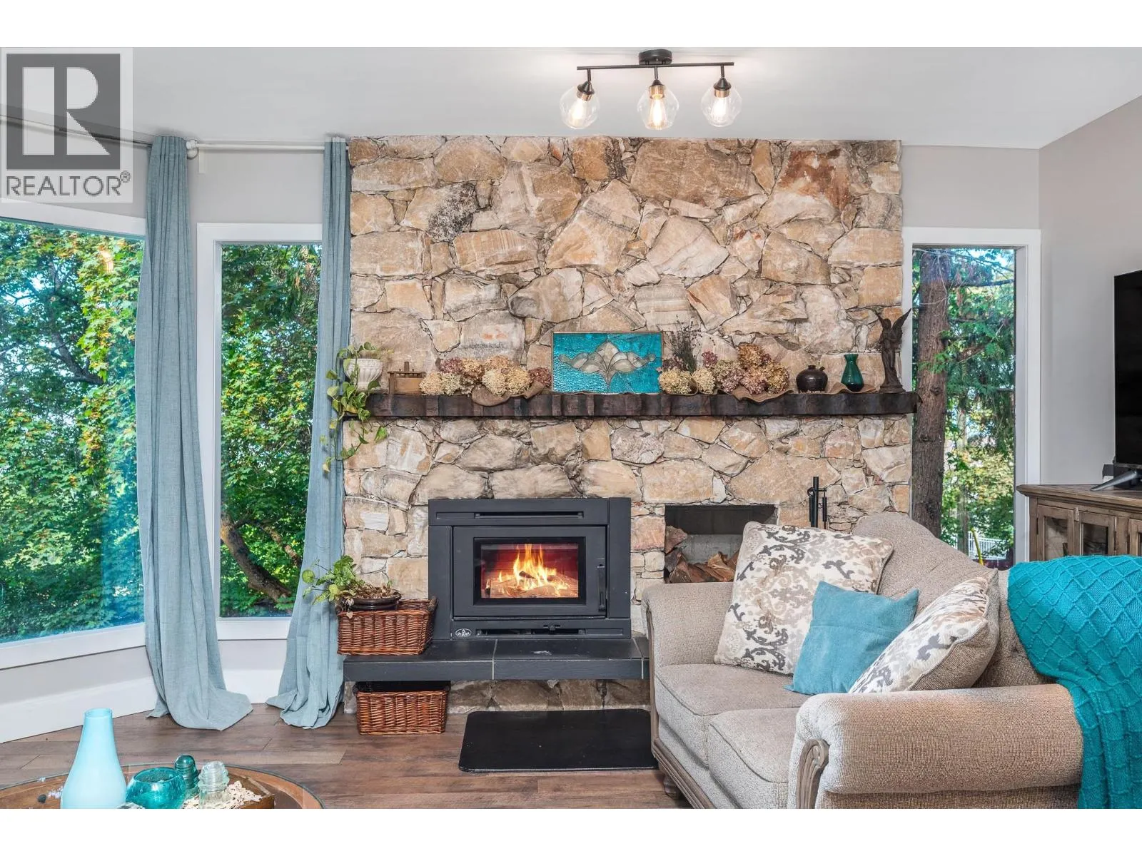 5221 Hartnell Road