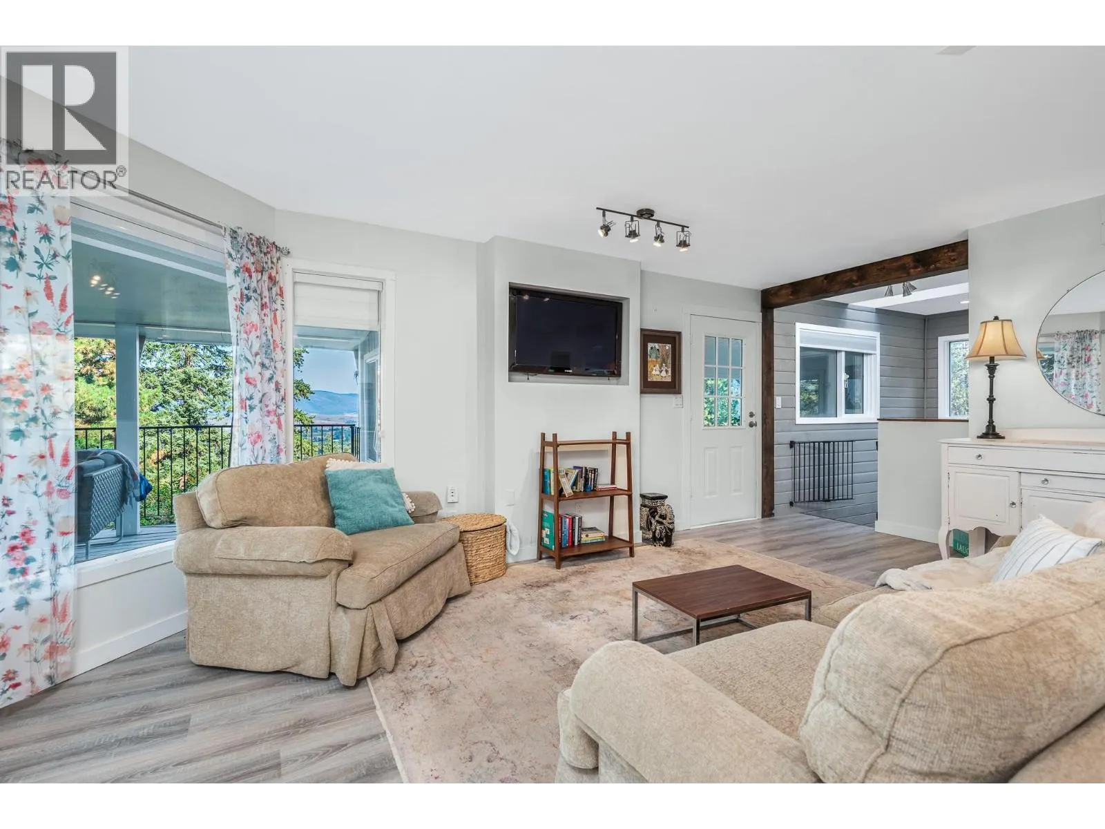 5221 Hartnell Road