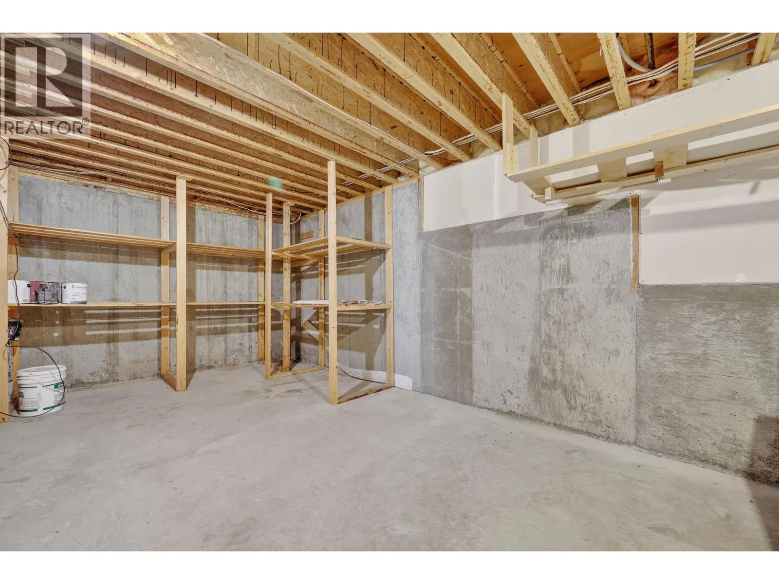3715 Lornell Crescent