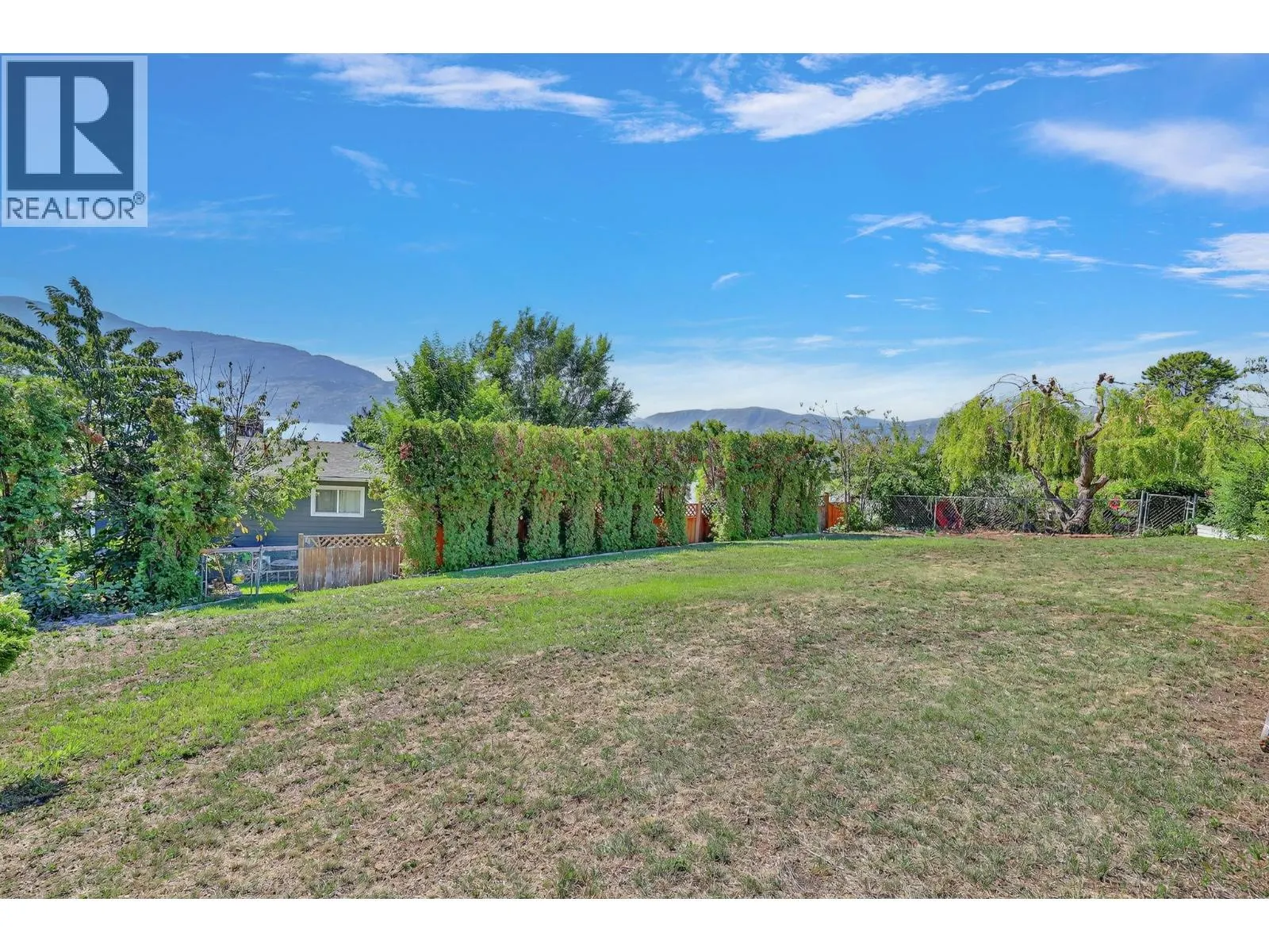 3715 Lornell Crescent