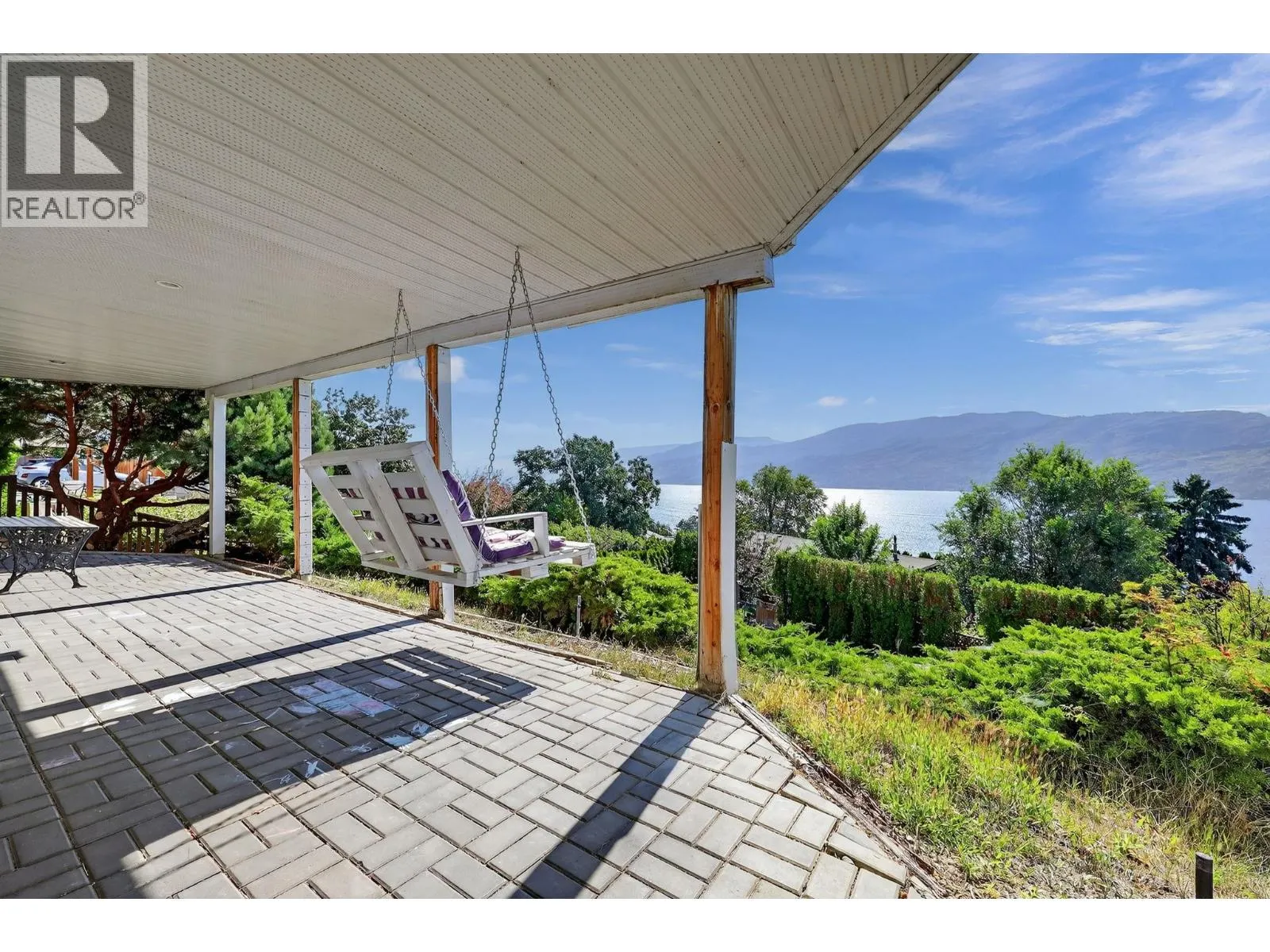 3715 Lornell Crescent
