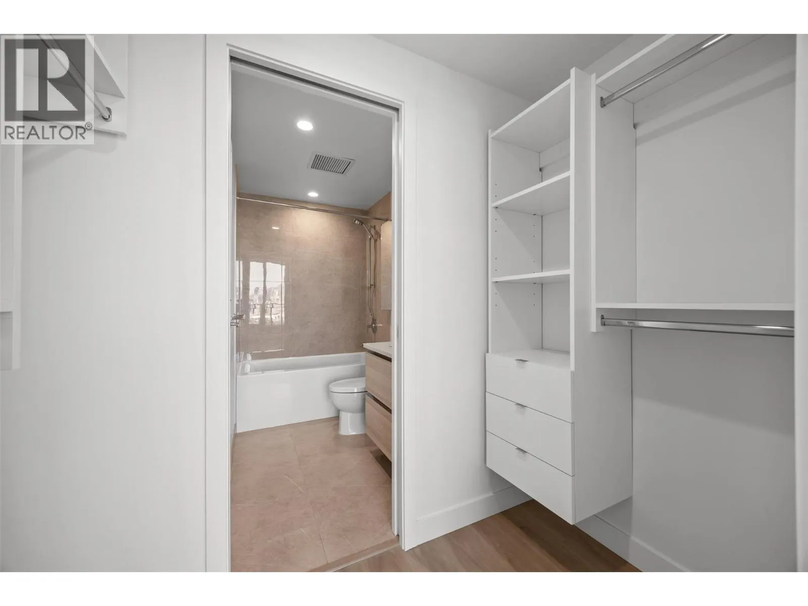 1626 Water Street Unit# 801 Lot# 167