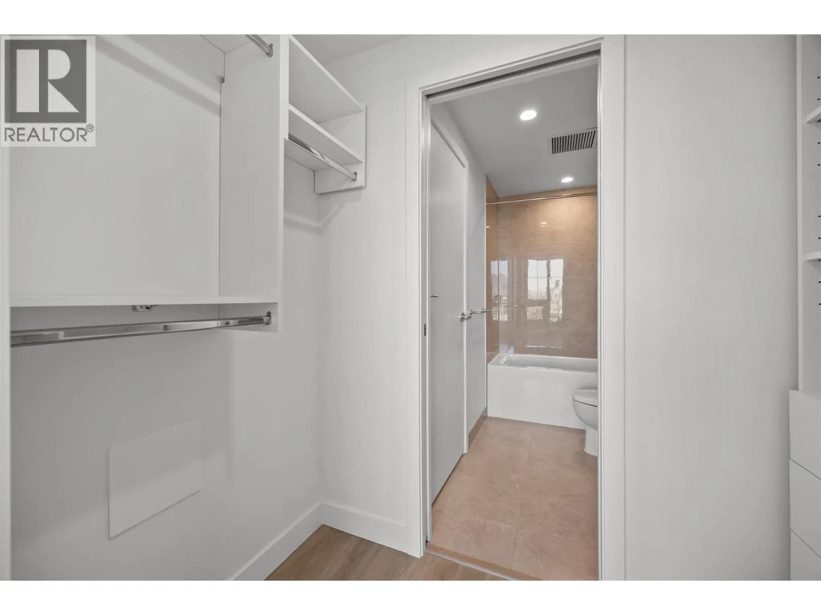 1626 Water Street Unit# 801 Lot# 167