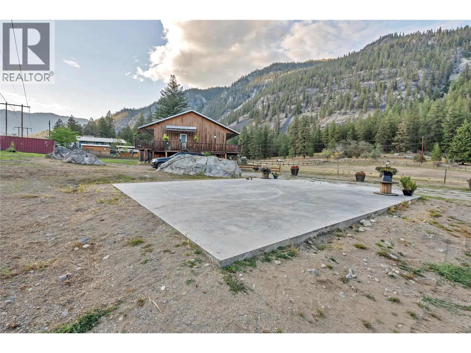 2613 OLD HEDLEY Road