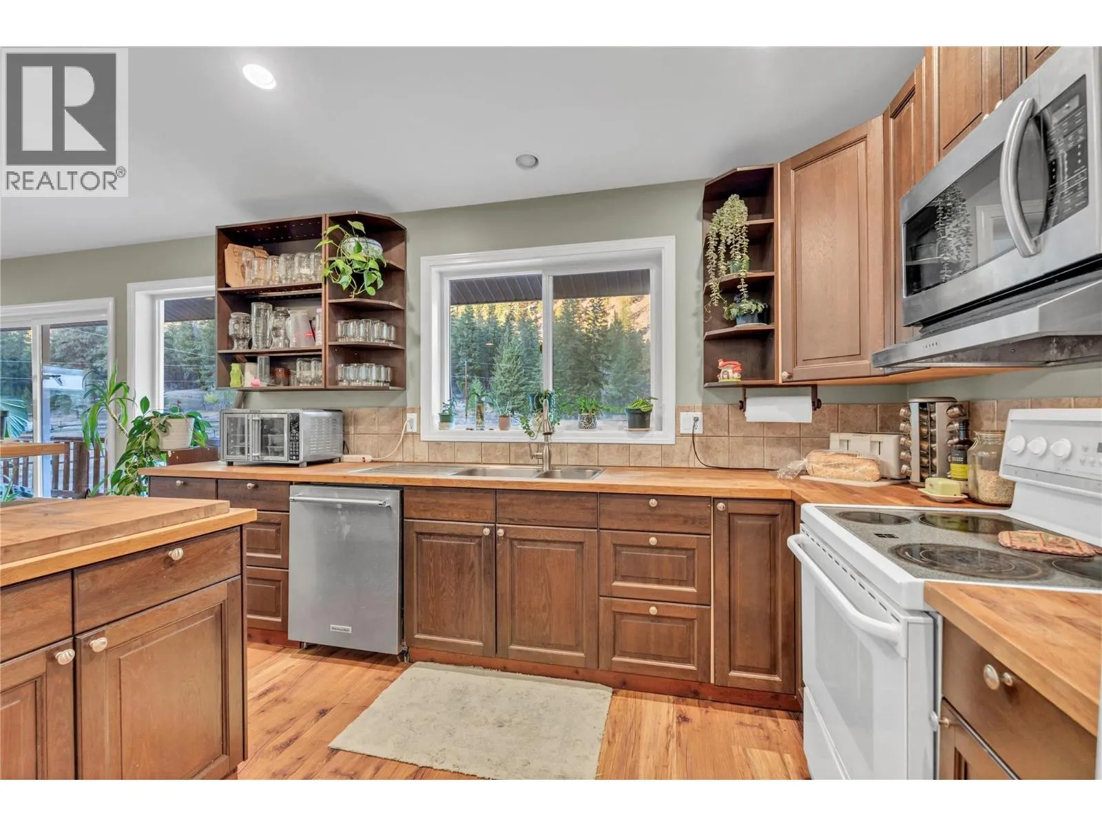 2613 OLD HEDLEY Road