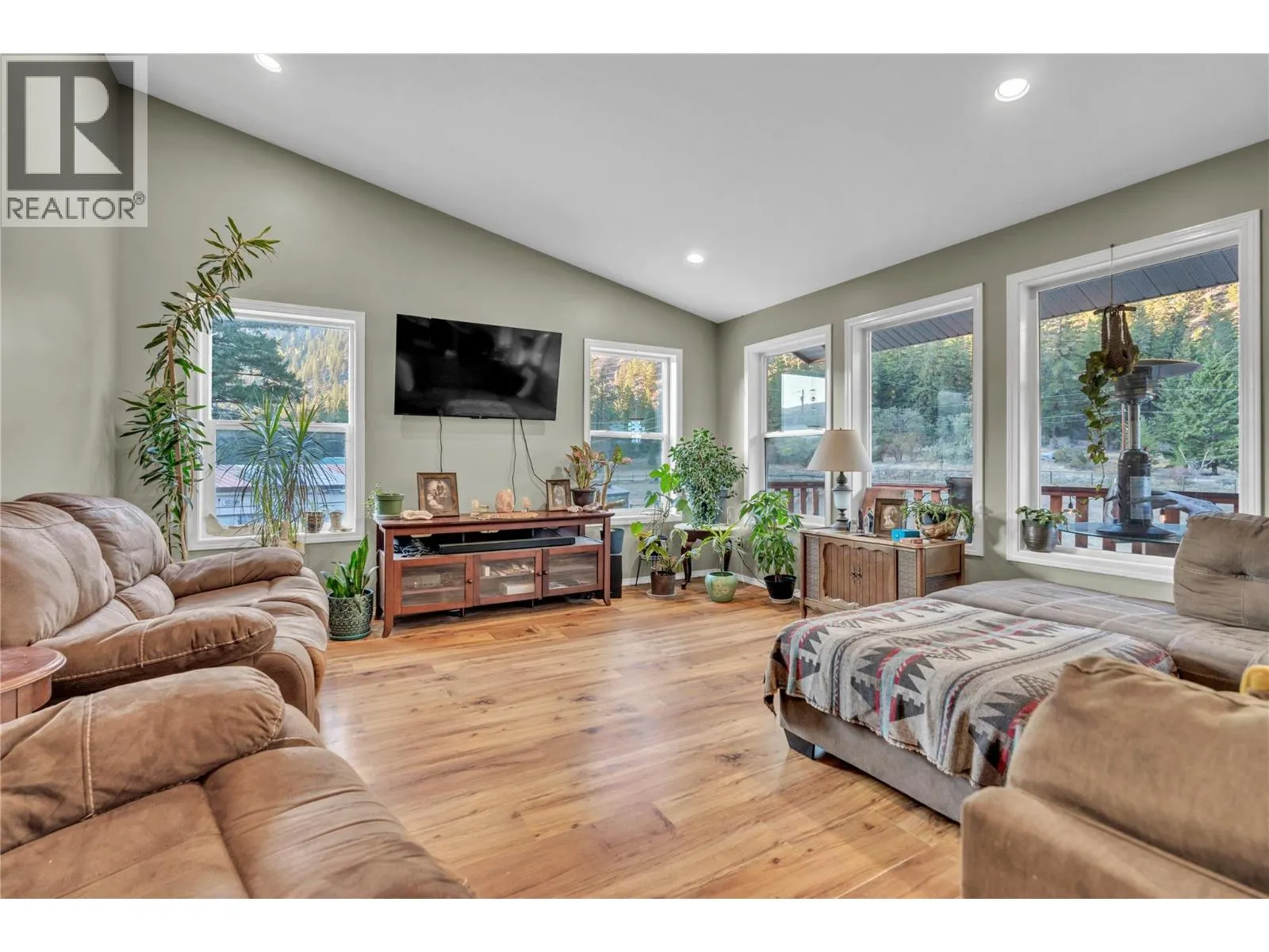 2613 OLD HEDLEY Road