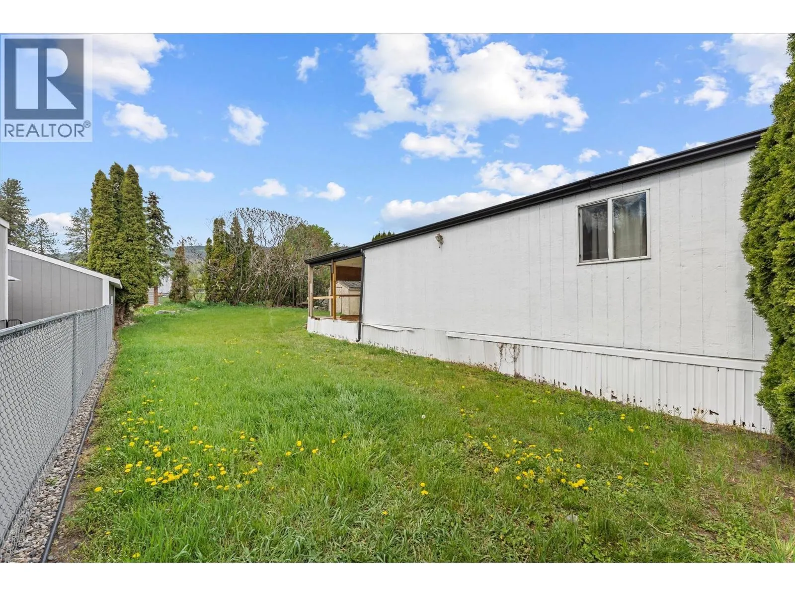 3381 Village Green Way Unit# 28